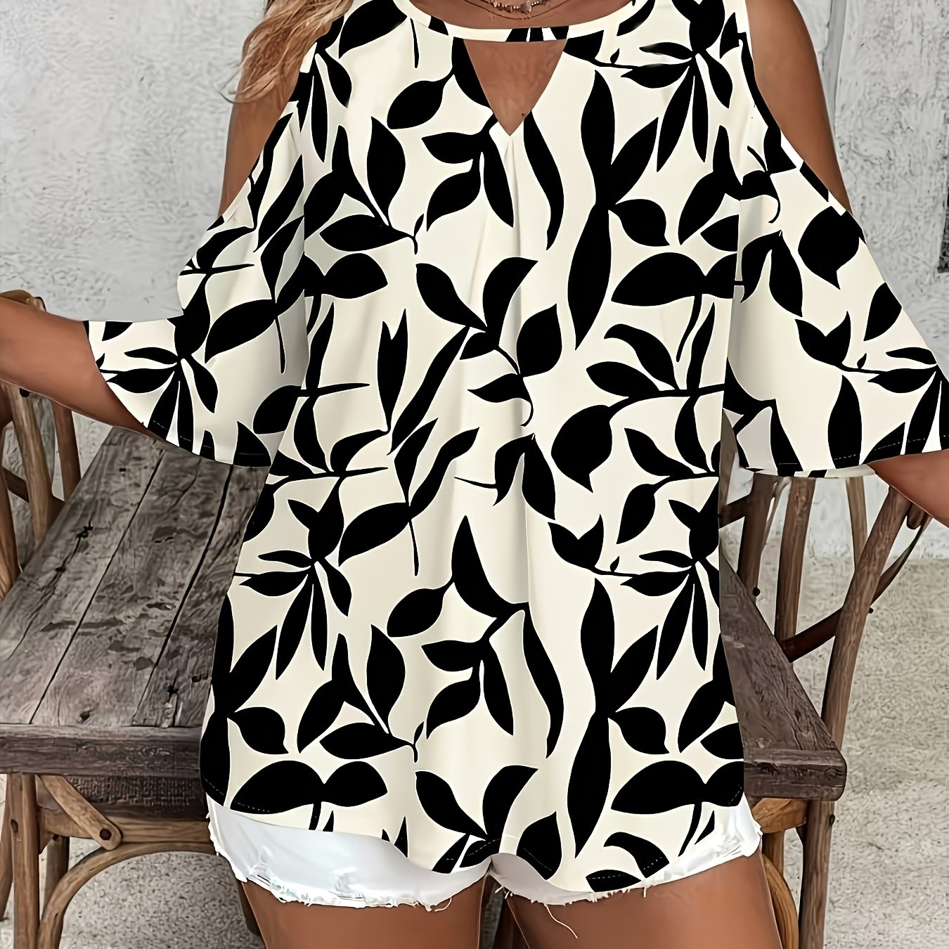 TEMU Elegant Women's Top, New Summer Collection, Round Neck Ladies' Shirt, Fashionable Printed Off-shoulder Blouse, Back Button Detail, Perfect For