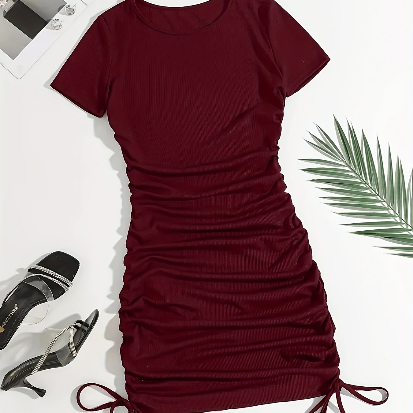 Women's Elegant Solid Round Neck Ruched Side Drawstring Short Sleeve Dress