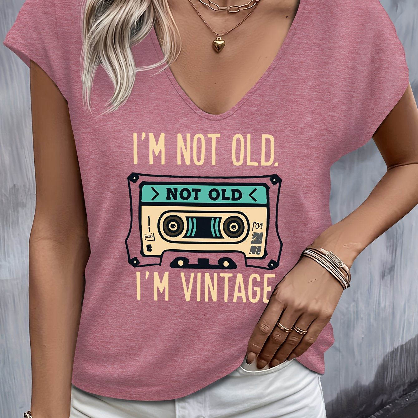 TEMU Camiseta gráfica vintage para mujer - , manga corta, cuello en V, , parte superior de /verano con estampado " VIEJA. SOY VINTAGE", ropa | Estilo