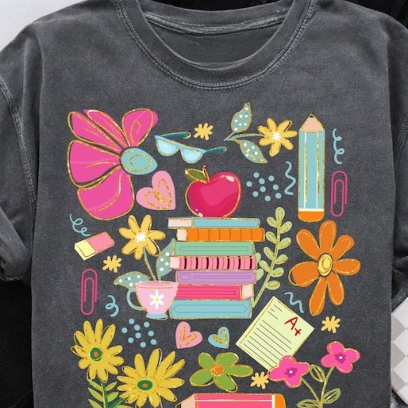 TEMU Adorable From Colors, Featuring Books, Perfect For Back To. Ideal For Book-loving Educators, This Botanical-themed Halloween Tee Is A Casual