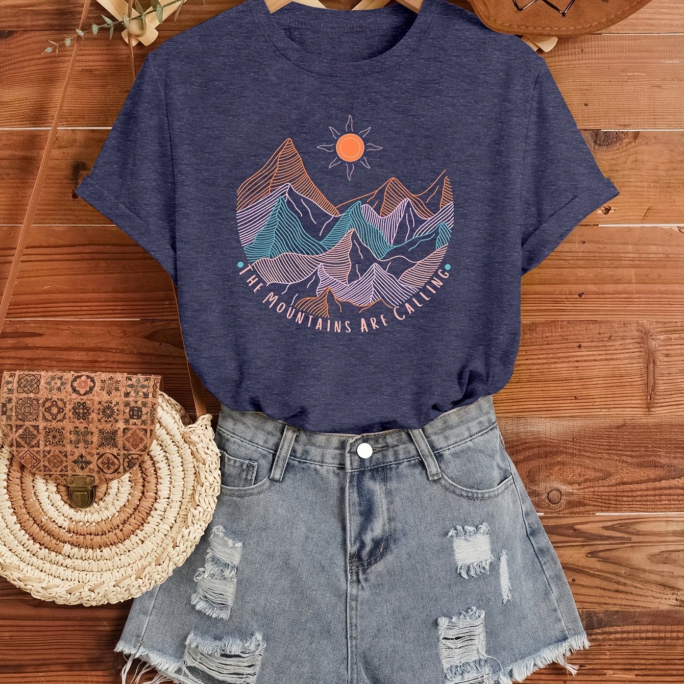 E-shop Schönes geheimnisvolles Bergspitze--Sonne-Mode-Stil Damen-Sommer-Freizeit-Sportliches Rundhals-Kurzarm-T-Shirt, erhältlich in den Größen S-XXL