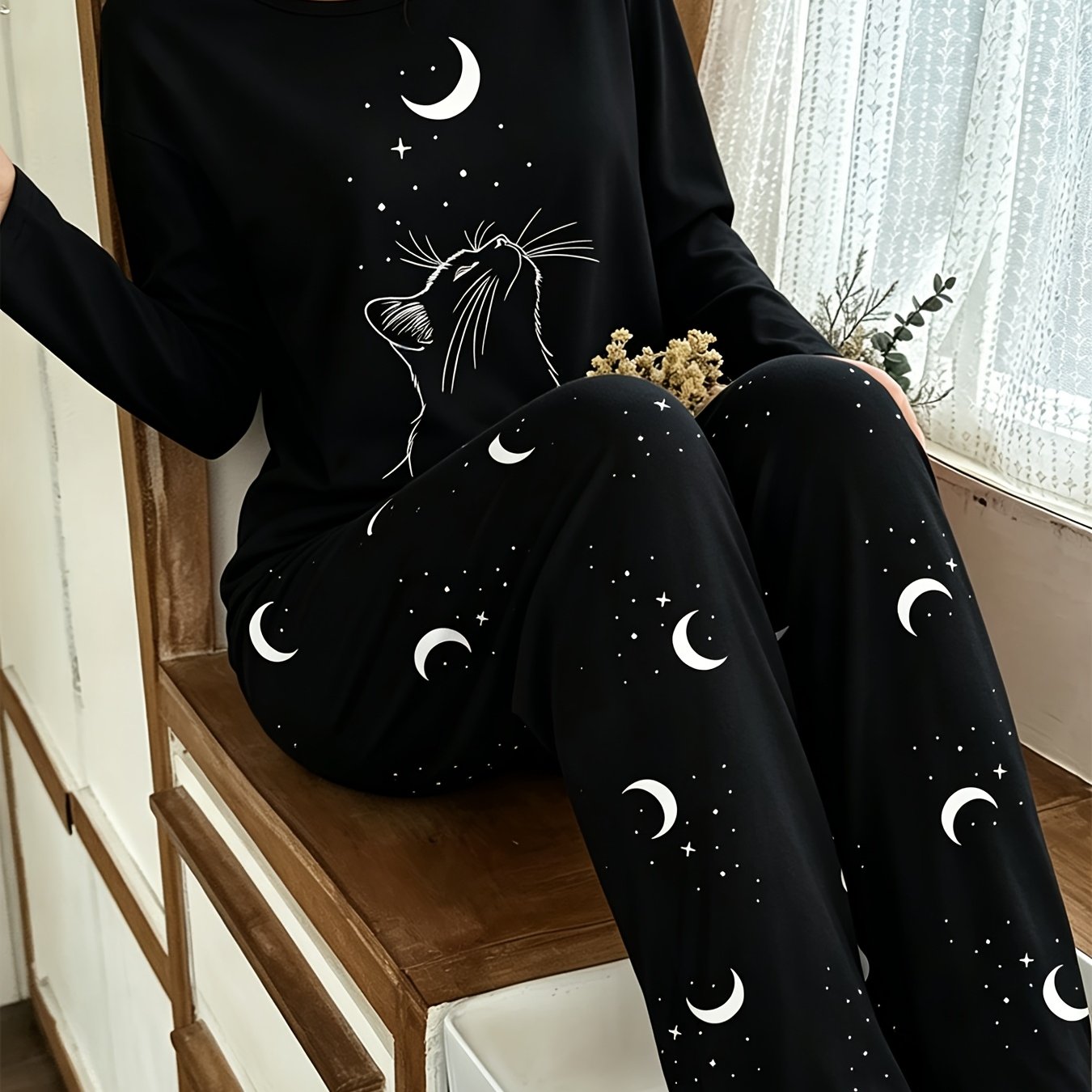 TEMU Women's Casual Black And White Cat Moon Long Sleeve T-shirt, Full-print And Stars Long Pants Winter Pajama Set