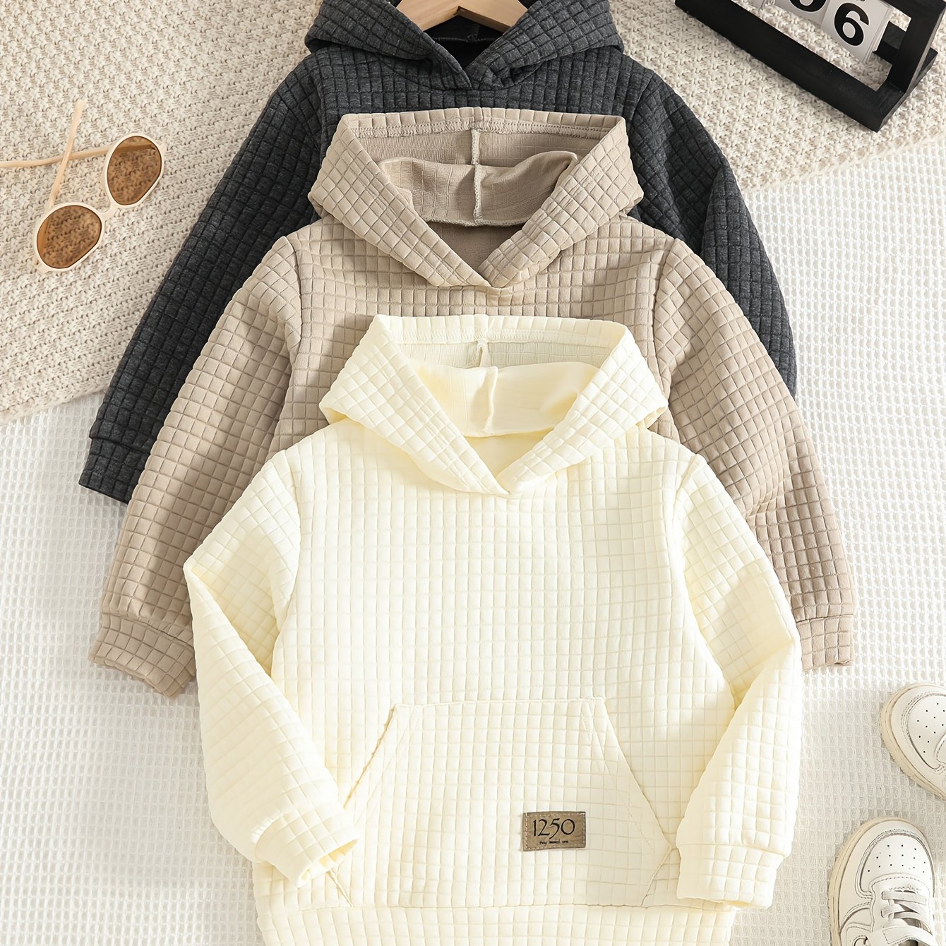 Image of Boys' Multicolor Multi-piece Basic Set 3pcs Casual Fashion Hoodie Fleece Hooded Sweatshirt With Patch Pocket Loose Style