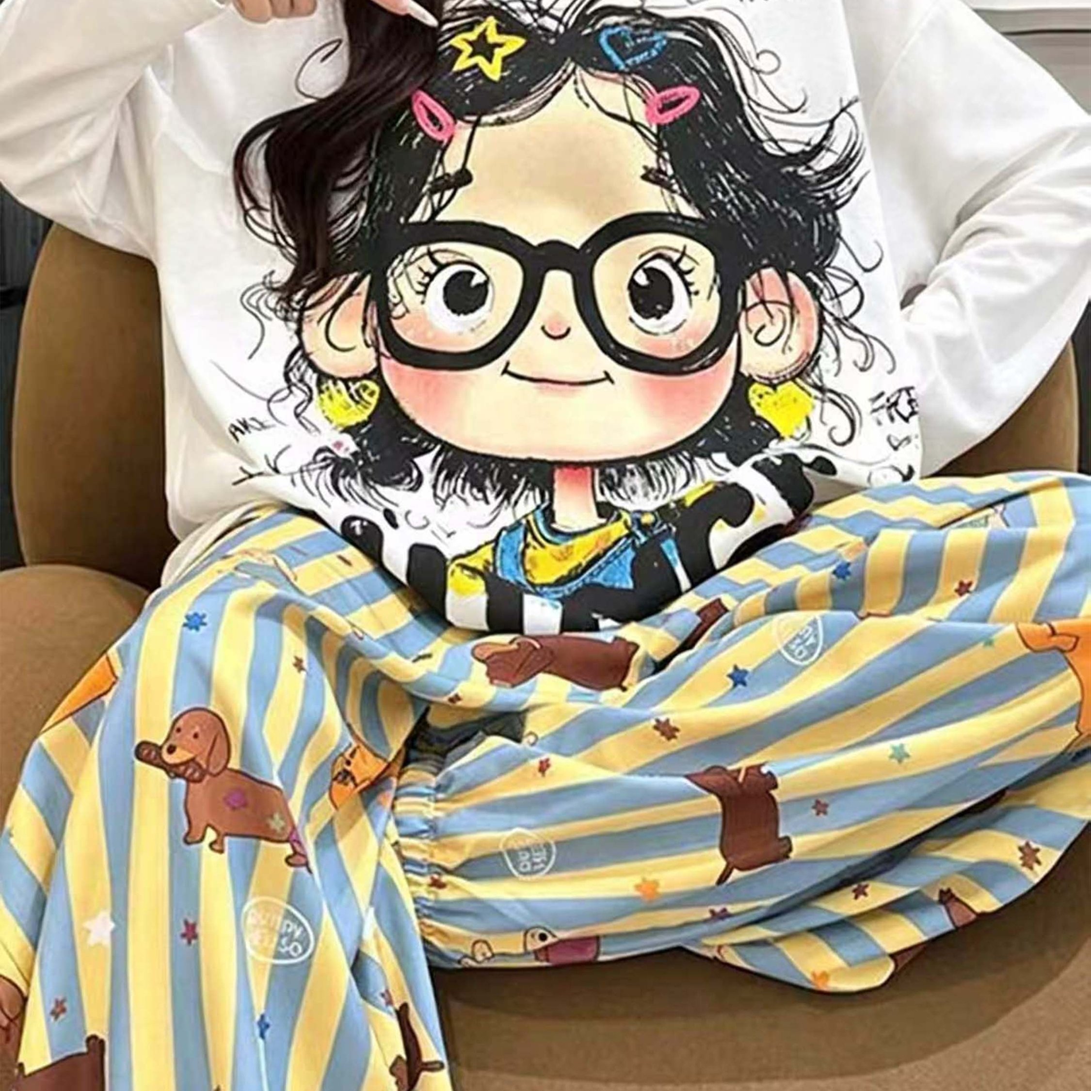 TEMU Autumn/winter 2pcs Loose And Comfortable Set, Long Sleeve Crew Neck Top With Cute Cartoon Little Print, With Long Pants With Ankles And Striped