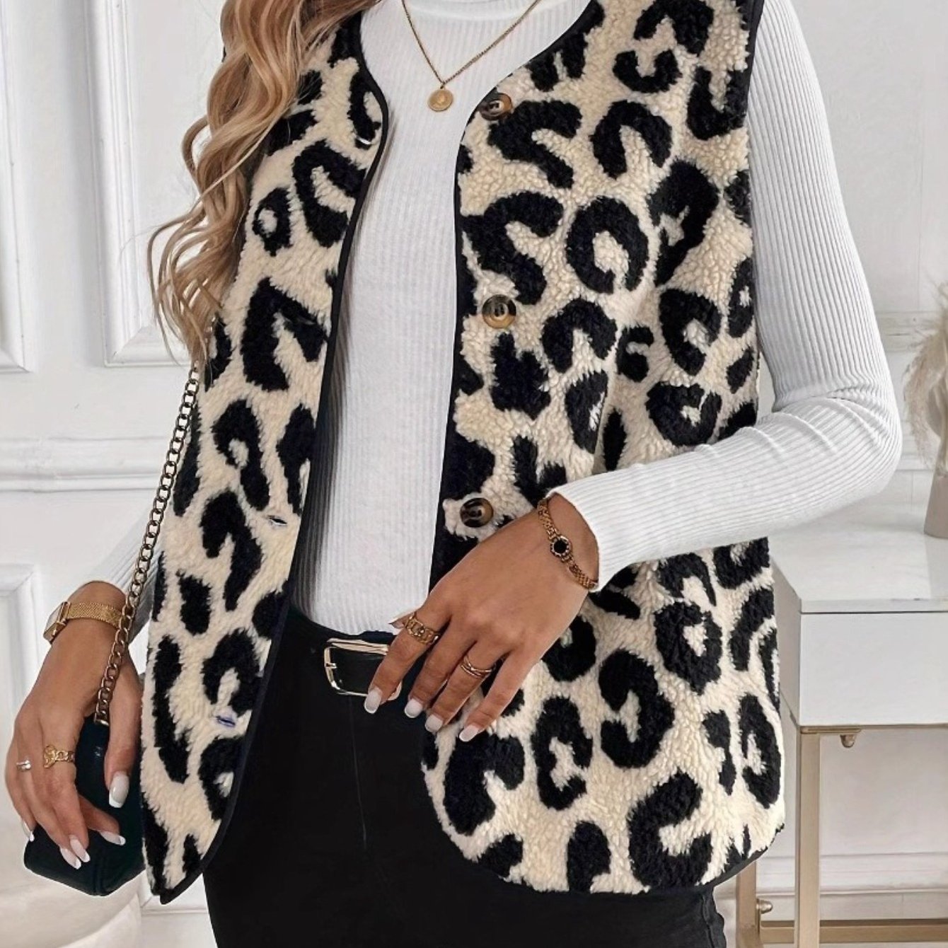 Image of Fashion Women Leopard Print Fleece Vest, Single Breasted Button Sleeveless Plush Gilet, Streetwear Warm Layering Vest
