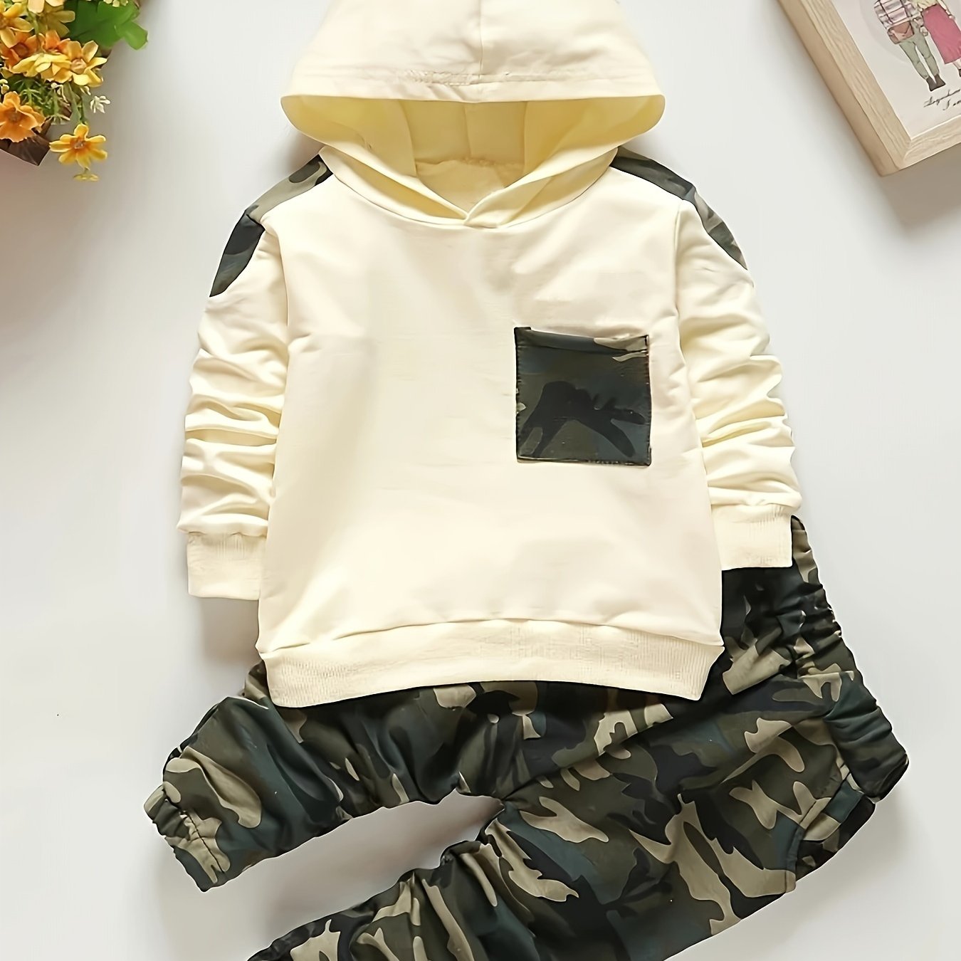 Image of Spring And Autumn Fashion Round Neck Camouflage Sweatshirt Long Sleeve Pants Set, Perfect For Outdoor