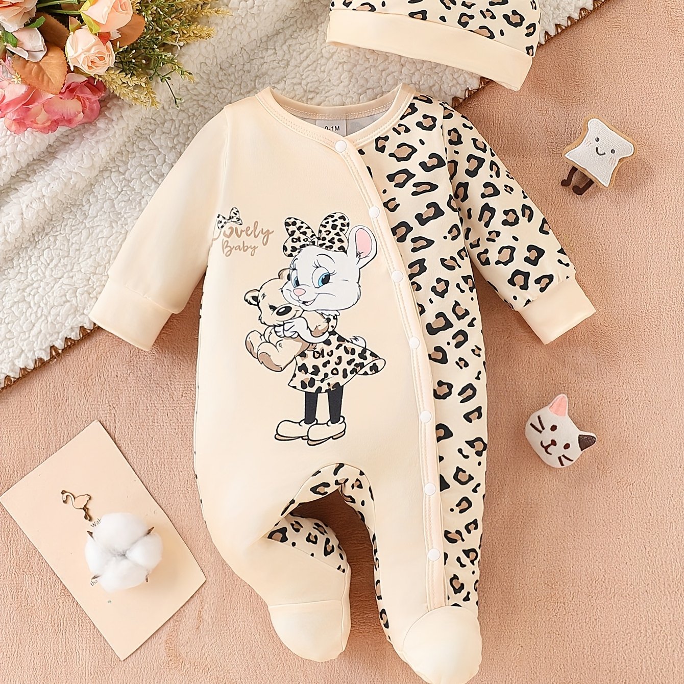 Image of Spring And Autumn Cute Bear Cartoon Pattern Footed Bodysuit + Hat Set, Soft Comfortable Fabric, Girls' Clothing For Outdoor Activities, Perfect For Outdoor