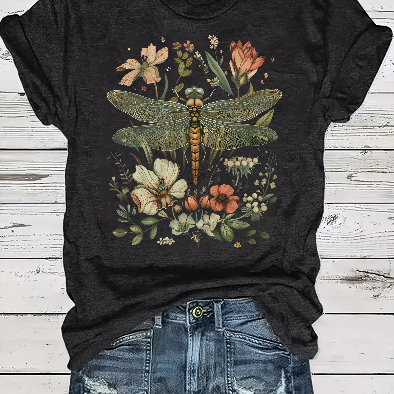 Image of Fashionable Floral, Bohemian Women's Graphic Print, Casual Short Sleeve - Spring And Summer Fit, , Round Neck Women's T-shirt