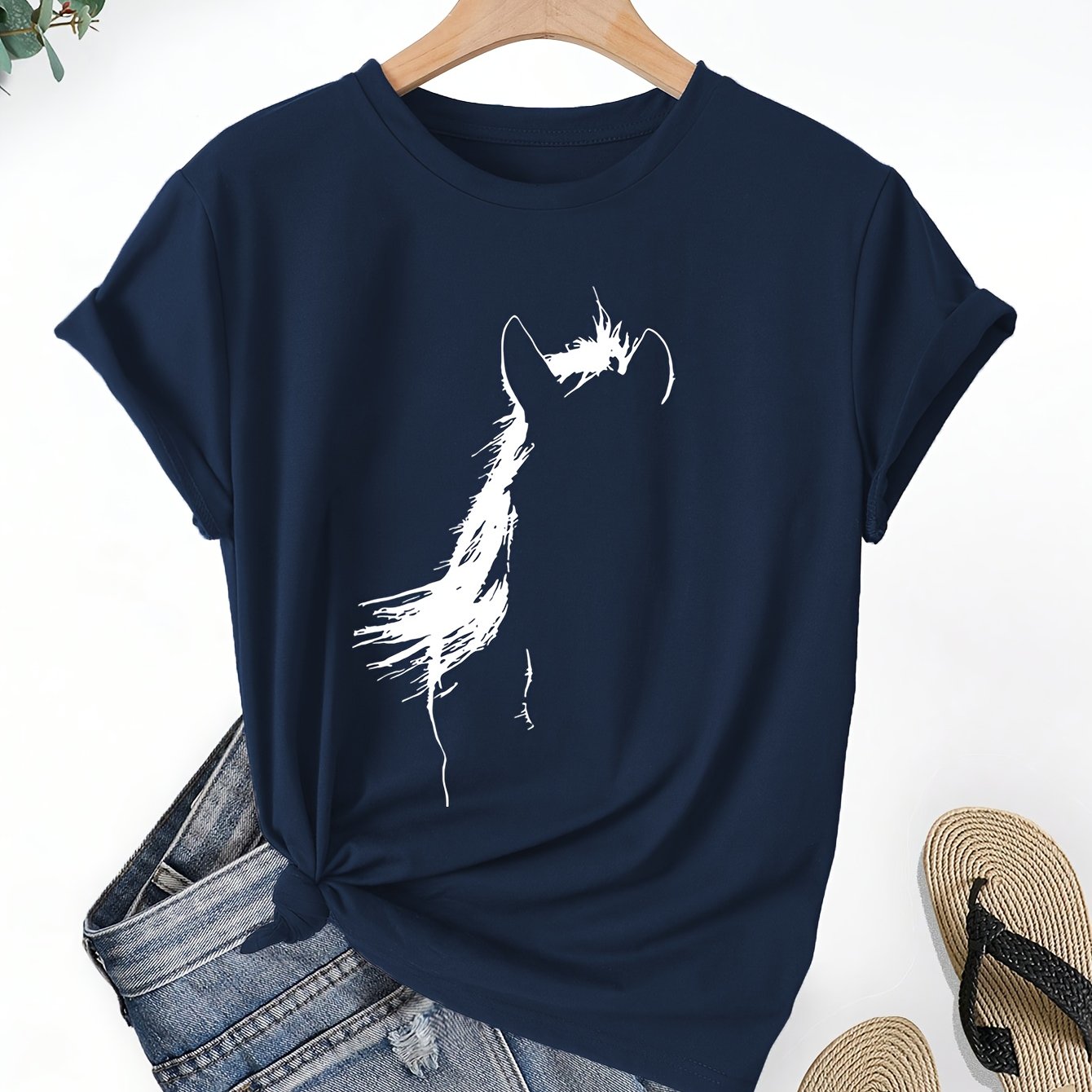 Image of Simple Horse Silhouette Print Women's T-shirt - Round Neck Casual Short Sleeve, Machine Washable - Casual Fashion Top, Women's Clothing