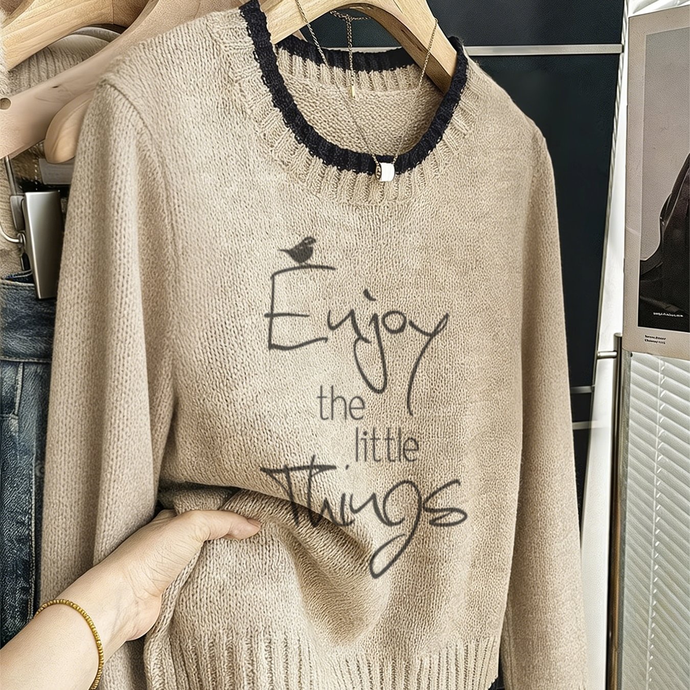 TEMU [2d Printed Pattern – No Texture] 2026 New Versatile Camel-colored Women's Contrast Trim Elegant Printed Long-sleeve Pullover, Classic Crew Neck