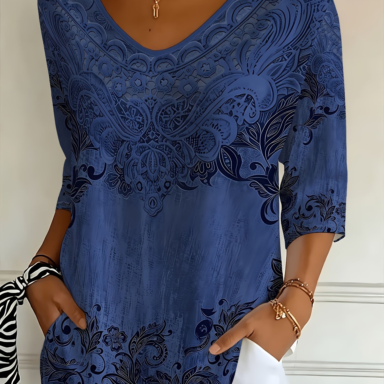 TEMU [printed Design - Not Textured] Dark Blue V-neck Loose Top, Women's Fashion Casual 3/4 Sleeve T-shirt