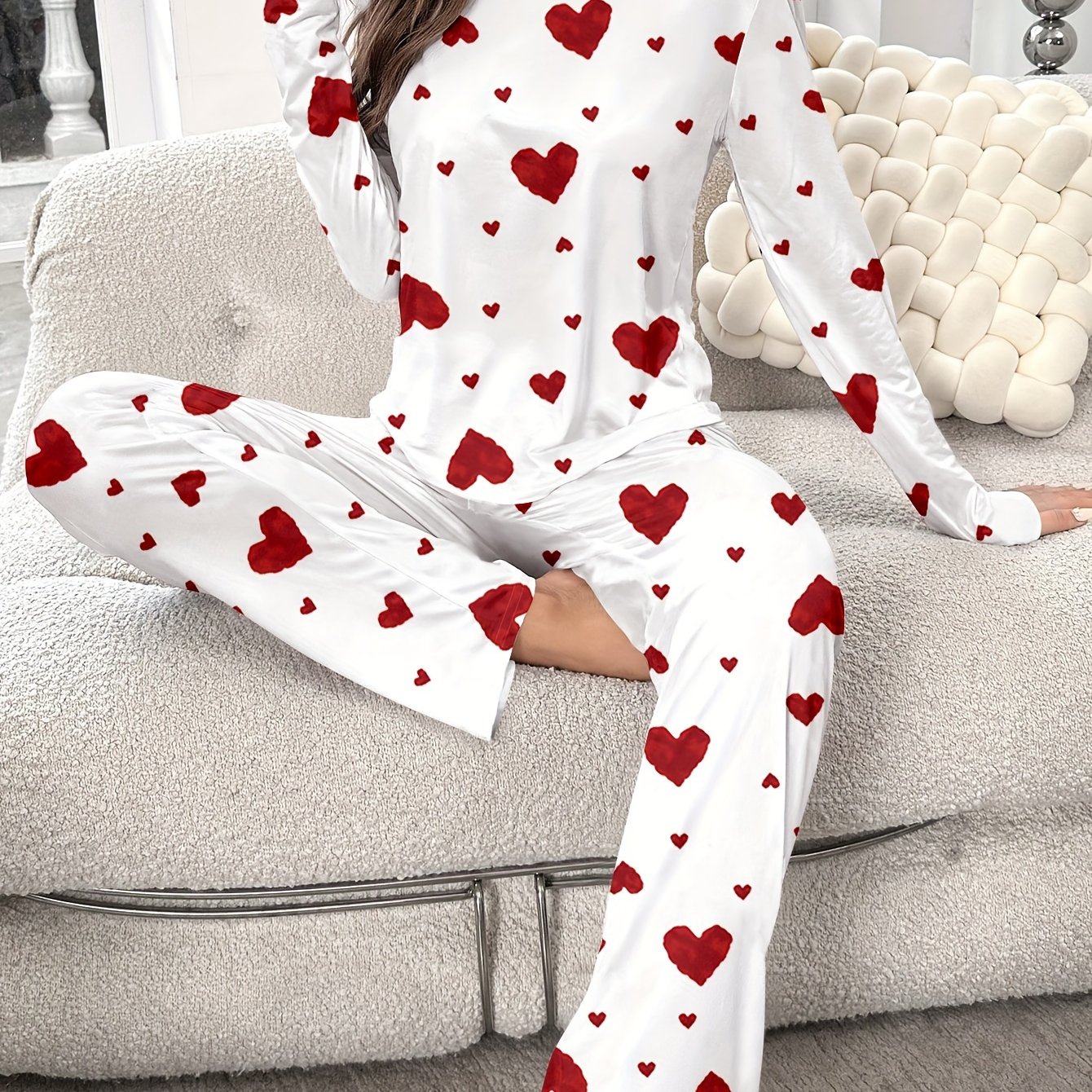 Image of Women's Stylish Casual Set Featuring A Heart Print With A Round Neck, Long Sleeves, And Long Pants