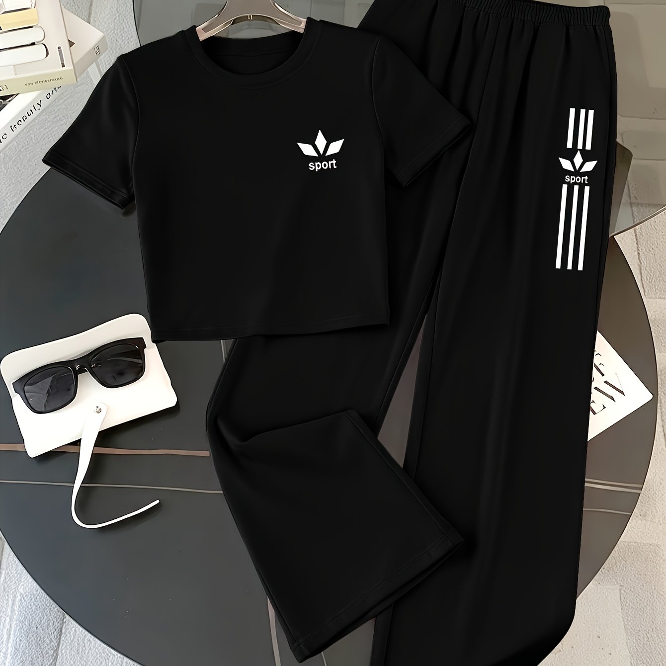 TEMU 0402gwen, 2026 New Style, Women's Short-sleeved Long Pants Two-piece Set, Pattern Print, Including Slim-fit Short-sleeved Top And Loose-fitting