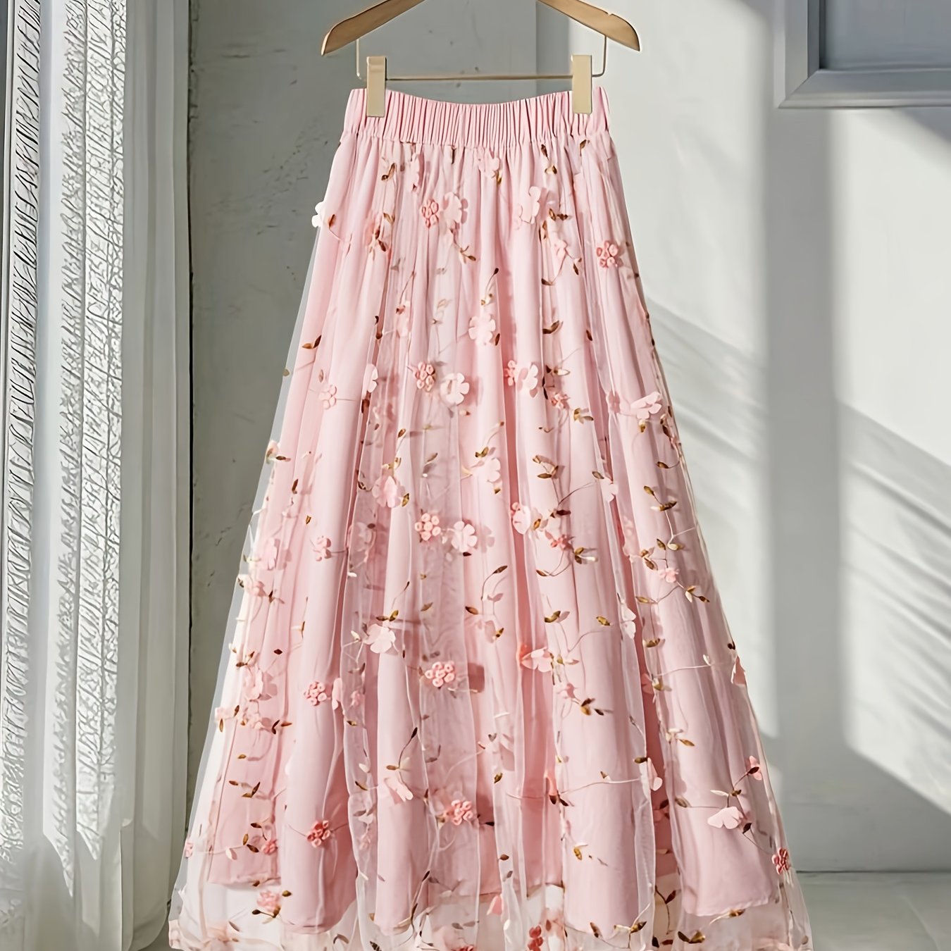E-shop Eleganter Damenrock mit floralem Applikationsmuster aus Stickerei-Mesh, A-Linien-Schnitt, Frühling/Sommer