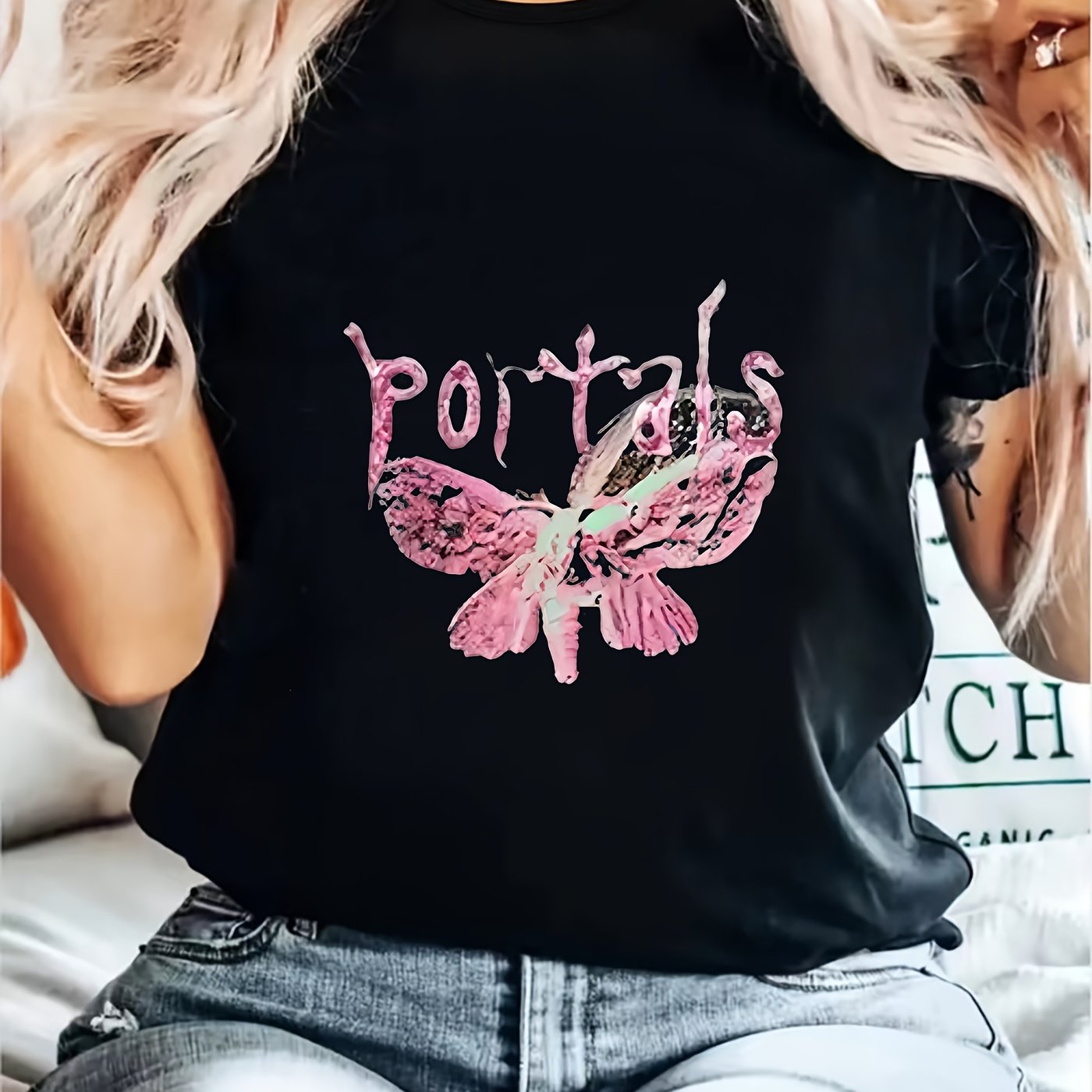 TEMU Ladies' Casual Round-neck T-shirt With 'portals' Text And Pink-purple Pattern
