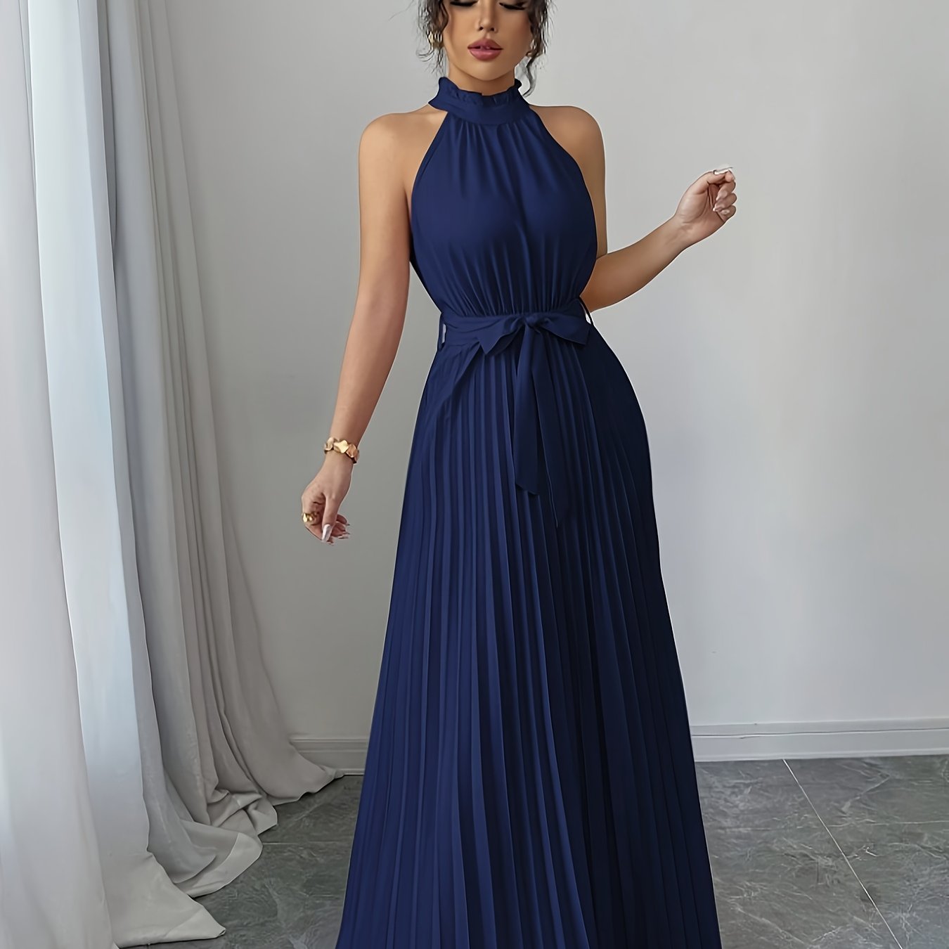 Image of Women's Ruffle V-neck Ruched Slim Fit Flared Dress Recommended Romantic Dress Horizontal Orientation (yy0424074)