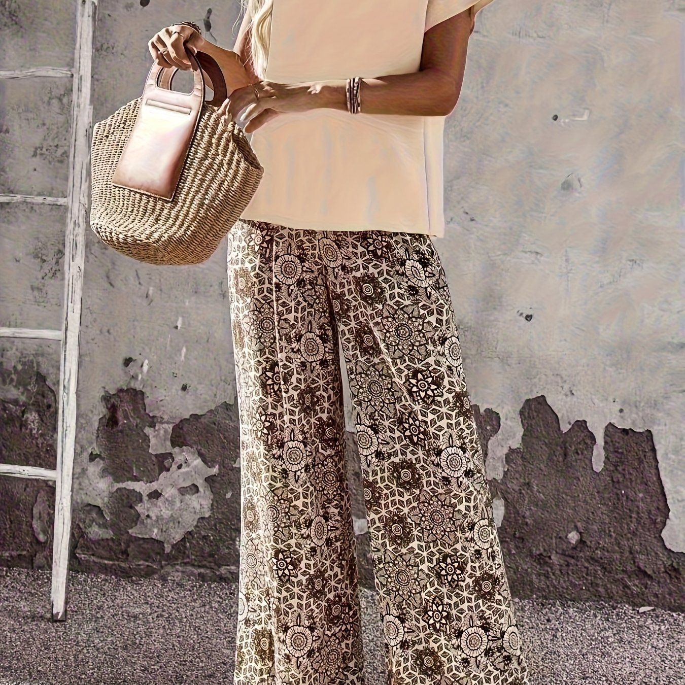 TEMU Women's Fashion Solid Color Printed T-shirt And Pattern Printed Casual Wide-leg Pants Set - Suitable For Summer Two-piece Outfit