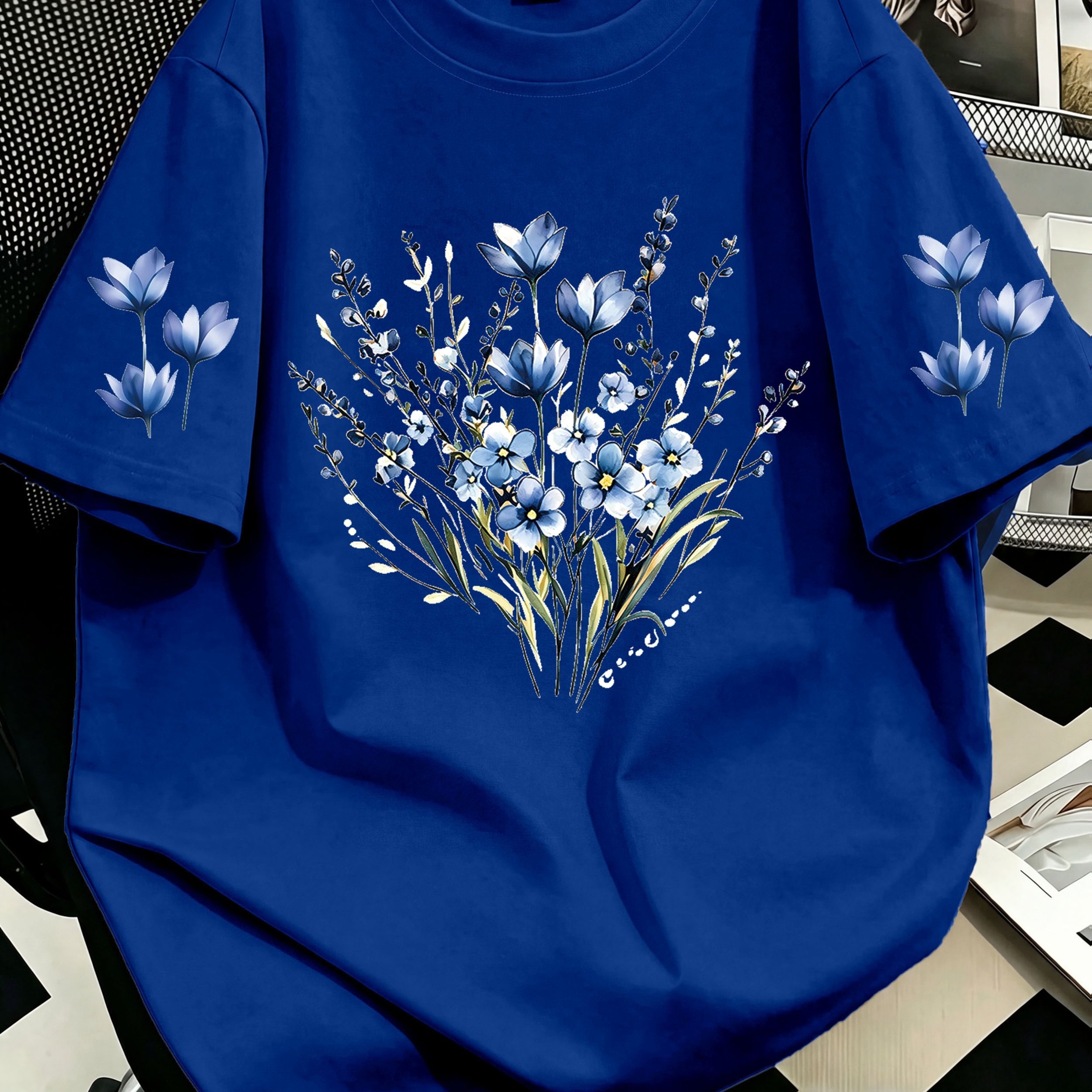 TEMU Plus Size, Plus-size Women's Casual Blue Floral Print Crew Neck T-shirt, Suitable For Summer Vacations, , Resorts, Spring, Valentine's Day,