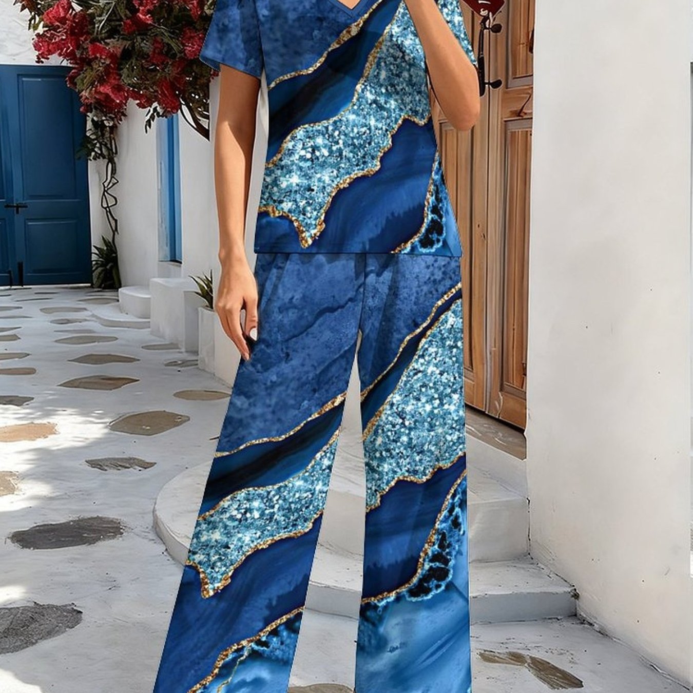 Women's Comfortable, Fashionable And Elegant V-neck Short Sleeves + Loose Pants Pattern Print Suitable For Daily Life, Home, Leisure, Commuting, Shopping, Parties And Camping