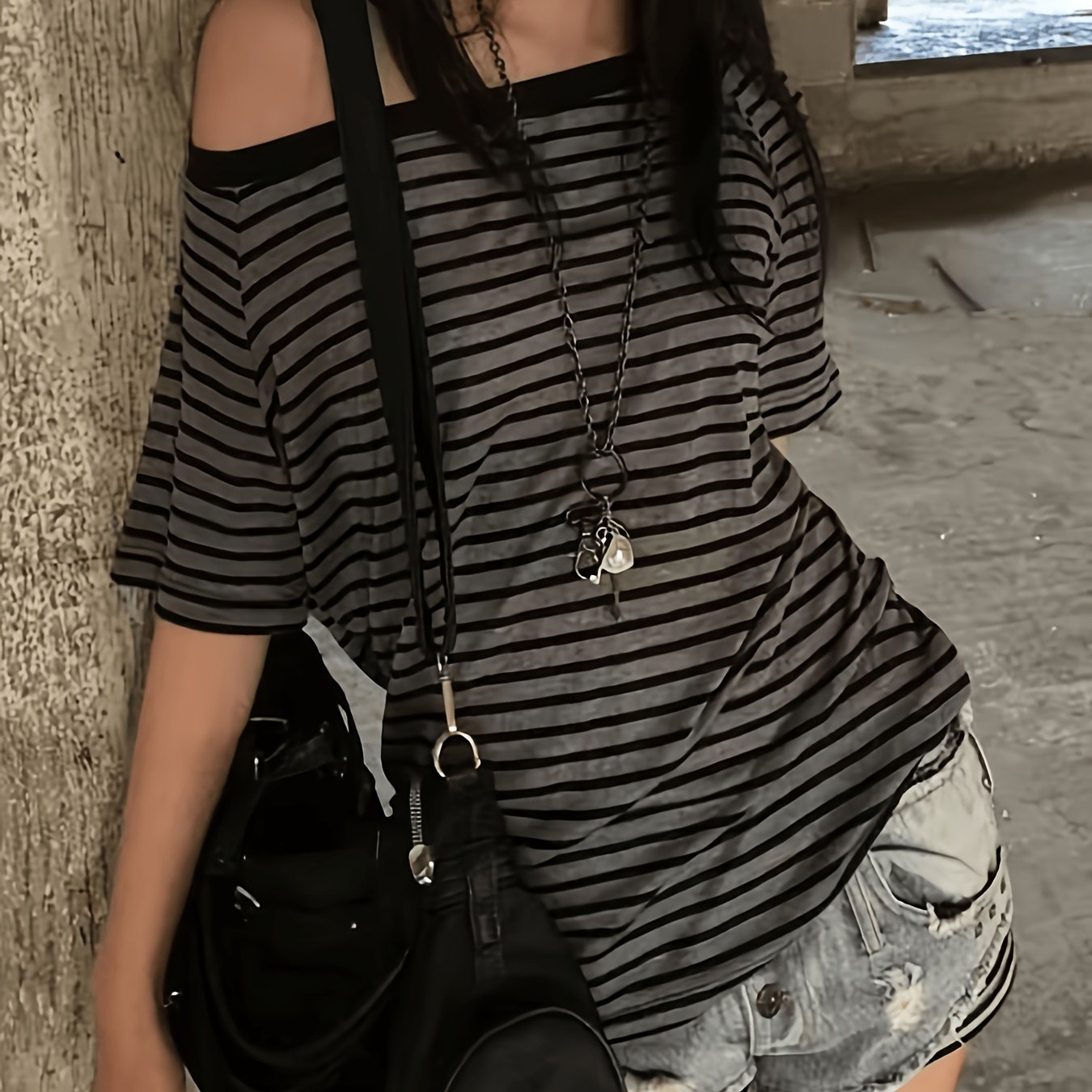 TEMU T-shirt 1 pz spalla vintage a righe con blocchi di , top di tendenza, nuovo stile estivo da donna, spalla , spalla regolare Y2K corta,