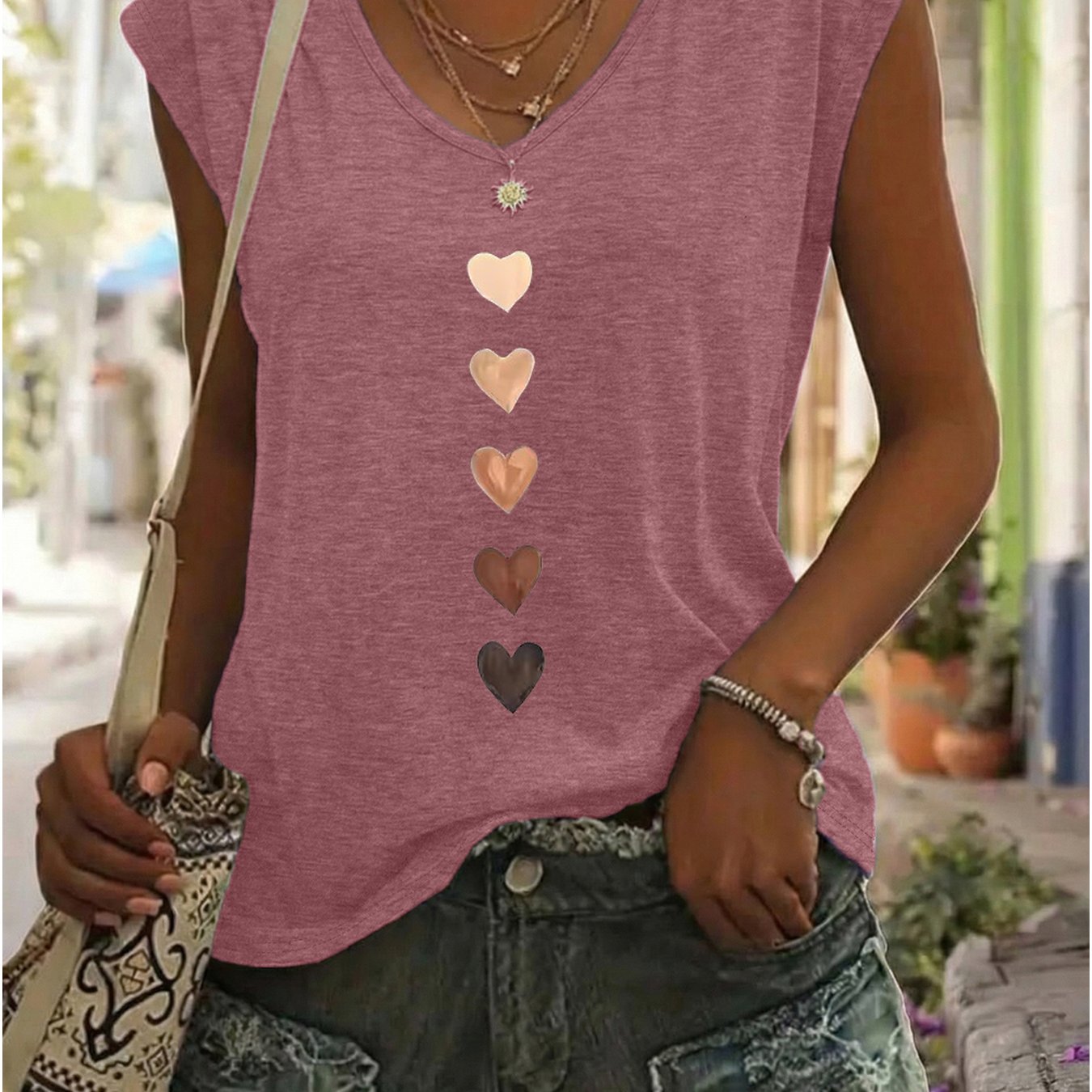 TEMU Plus Size - Women's Fashion Casual Spring Summer New Women's Clothing, , Heart Placement Print V-neck Short Sleeve, Loose Casual Top Base