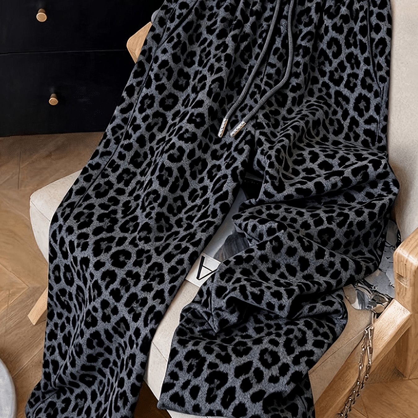 TEMU Gray Leopard Print Wide-leg Women's Pants, Side , Adjustable Drawstring Elastic Waist Straight-leg Trousers, Drapey Loose Casual Trousers, Y2k