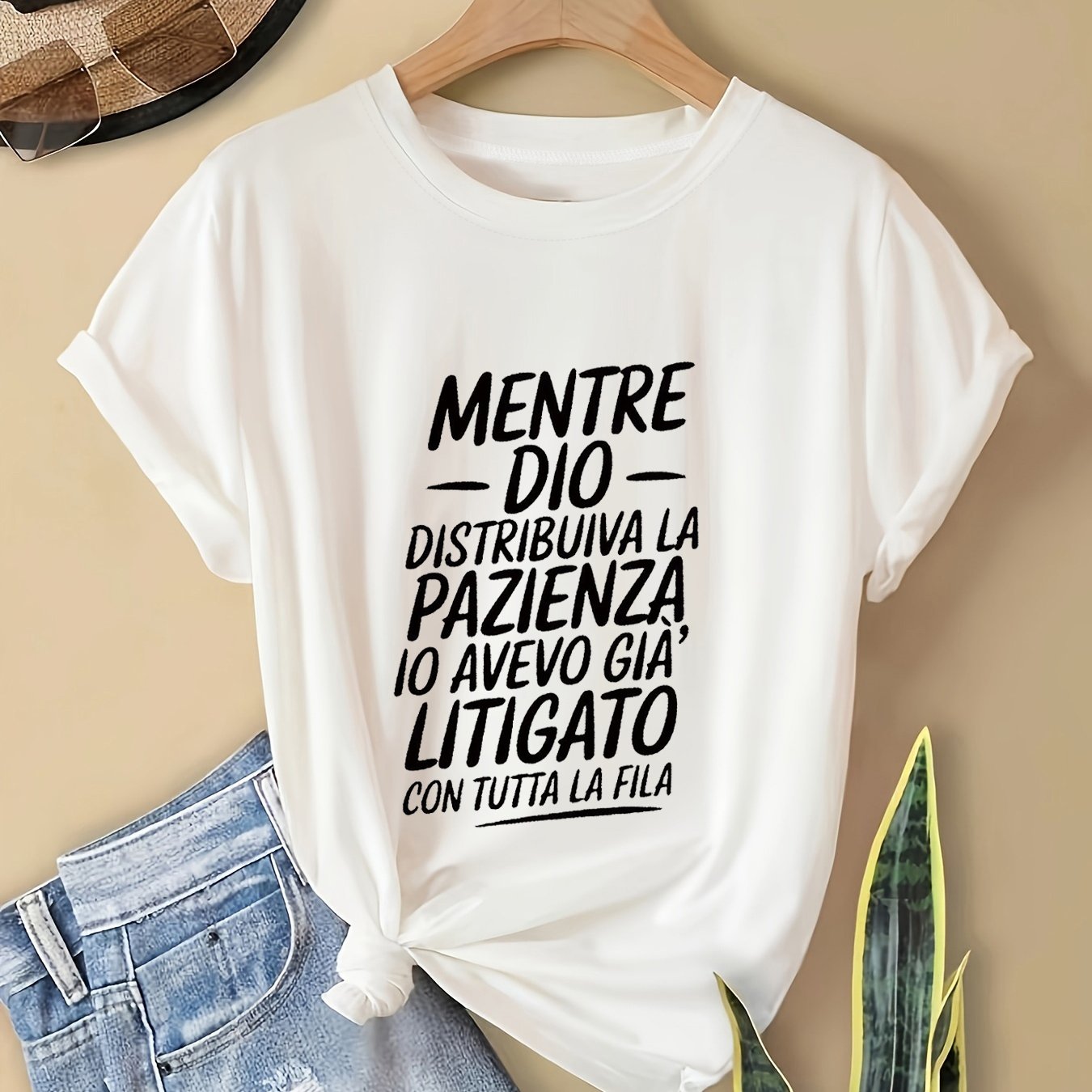 TEMU Italian Funny 'mentre Dio Distribuiva La Pazienza' Letter Print T-shirt, Short Sleeve Crew Neck Casual Top For Summer & Spring, Women's Clothing