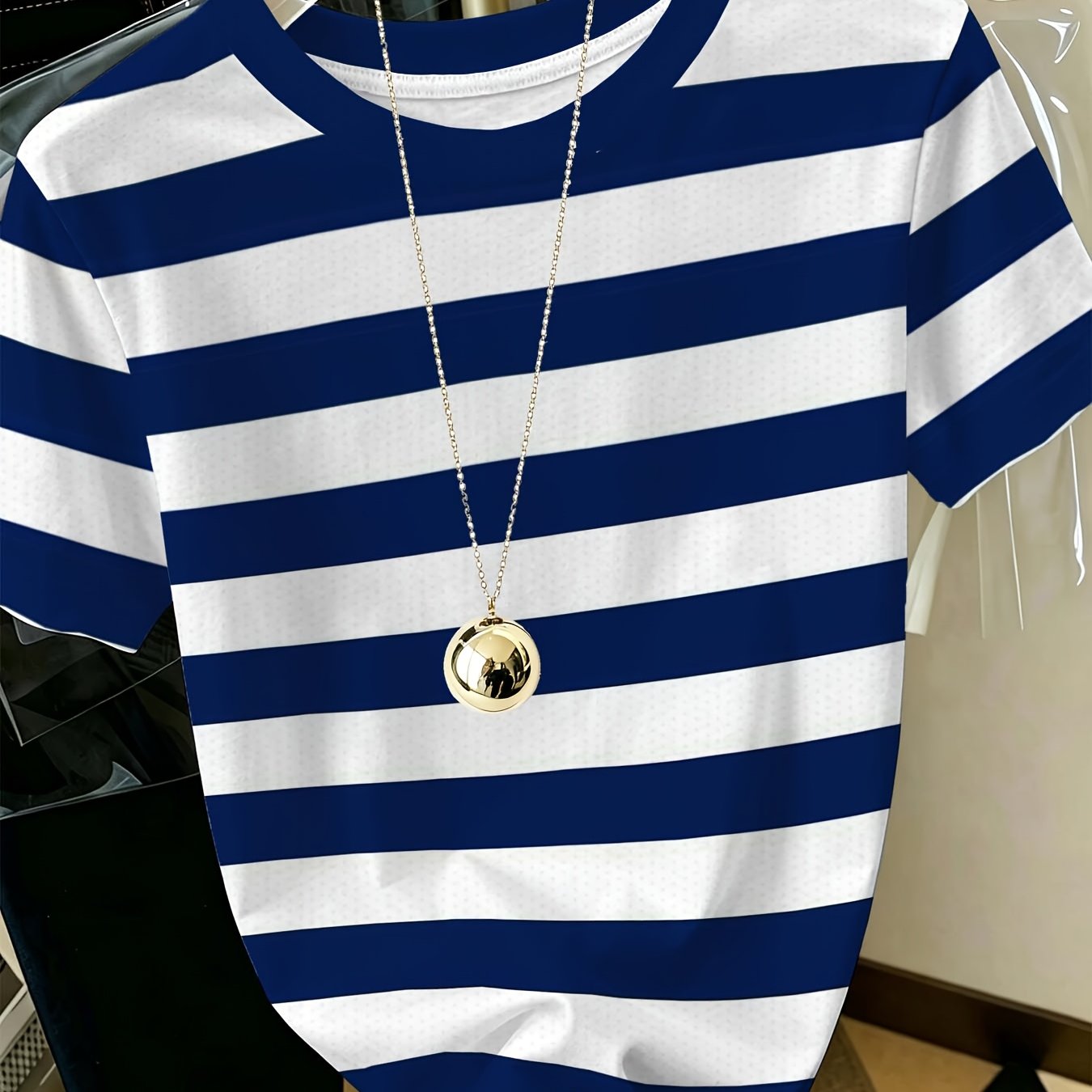 TEMU [printed Design – Not Textured] Classic Navy Blue Striped Women's Short-sleeve Top, Soft And Skin-friendly Crew Neck T-shirt, Simple Commuter