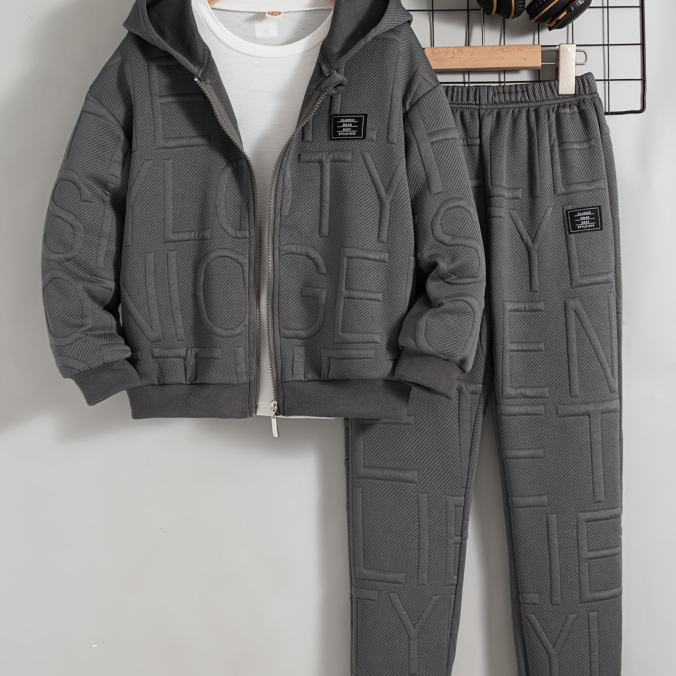 Image of Boys' Daily Casual Outing Fashion Solid Color Zippered Drop-shoulder Long-sleeve Hooded Jacket And Long Pants 2pcs Set, Boys' Long Pants Set For Spring And Autumn, Perfect For Outdoor