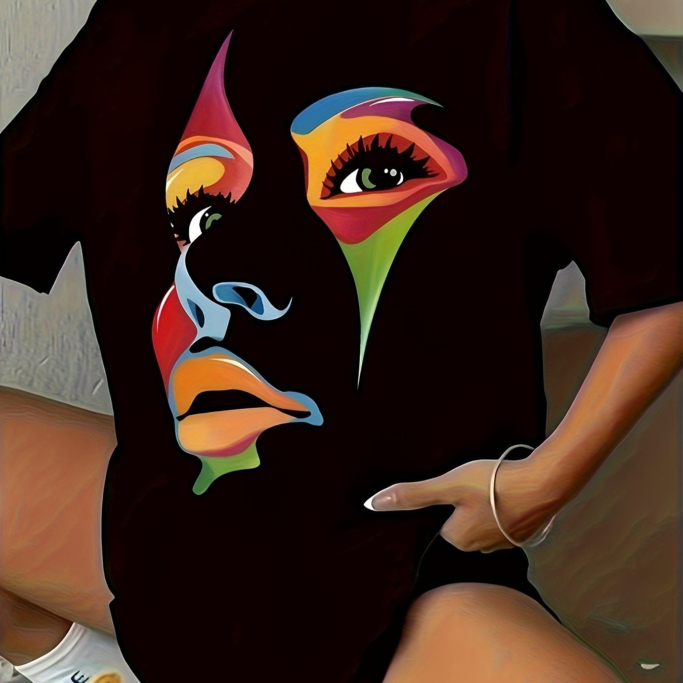 Women's Plus Size Casual Sporty T-shirt, Abstract Face Print, Fit Short Sleeve Tee, Fashion Breathable Casual Top