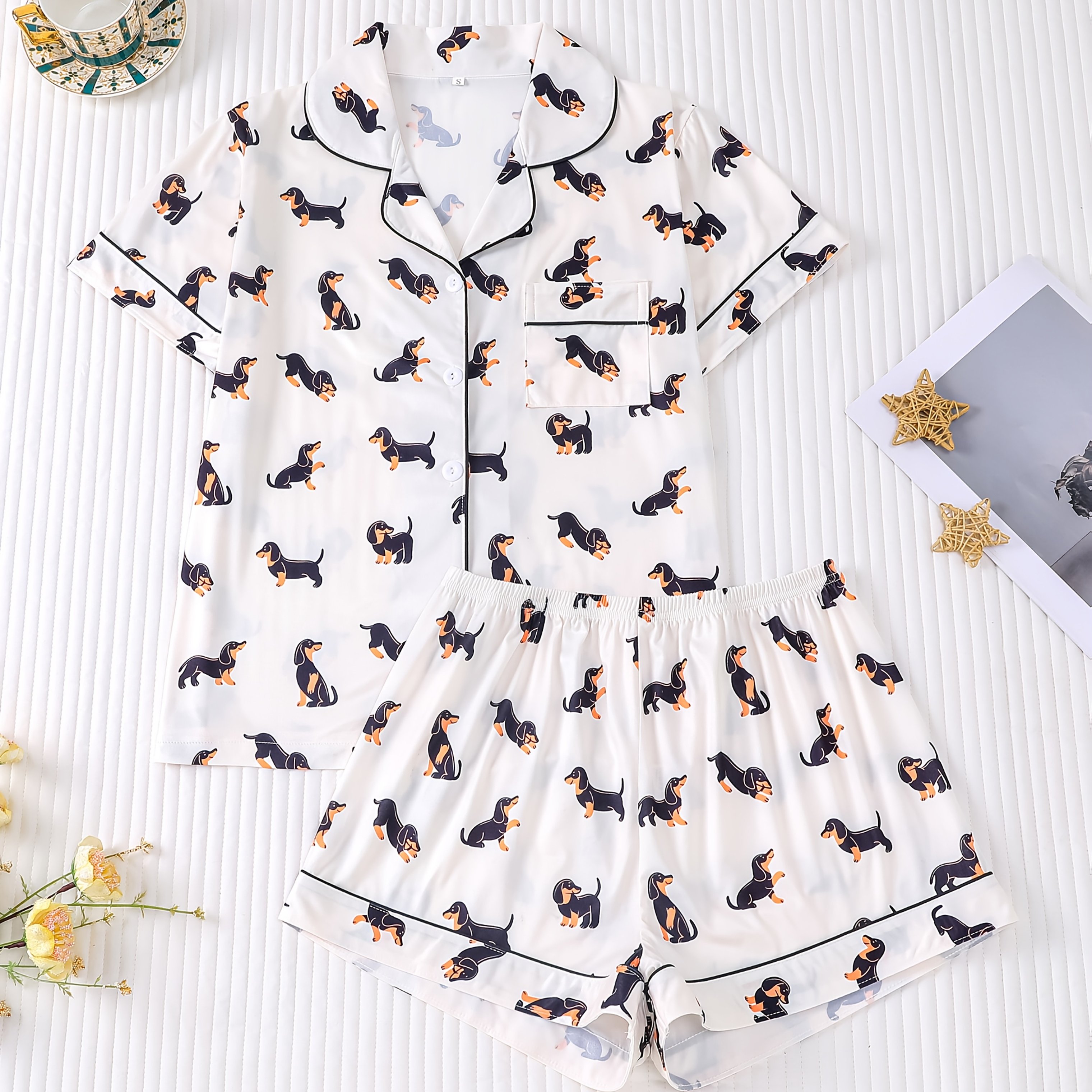 E-shop 2-tlg Süßes Dackel-Damen-Pyjamas-Set, Kurzarmhemd mit Kragen und Knopfleiste Weiche Oberteil und Lockere Elastische Shorts, Schönes Modisches