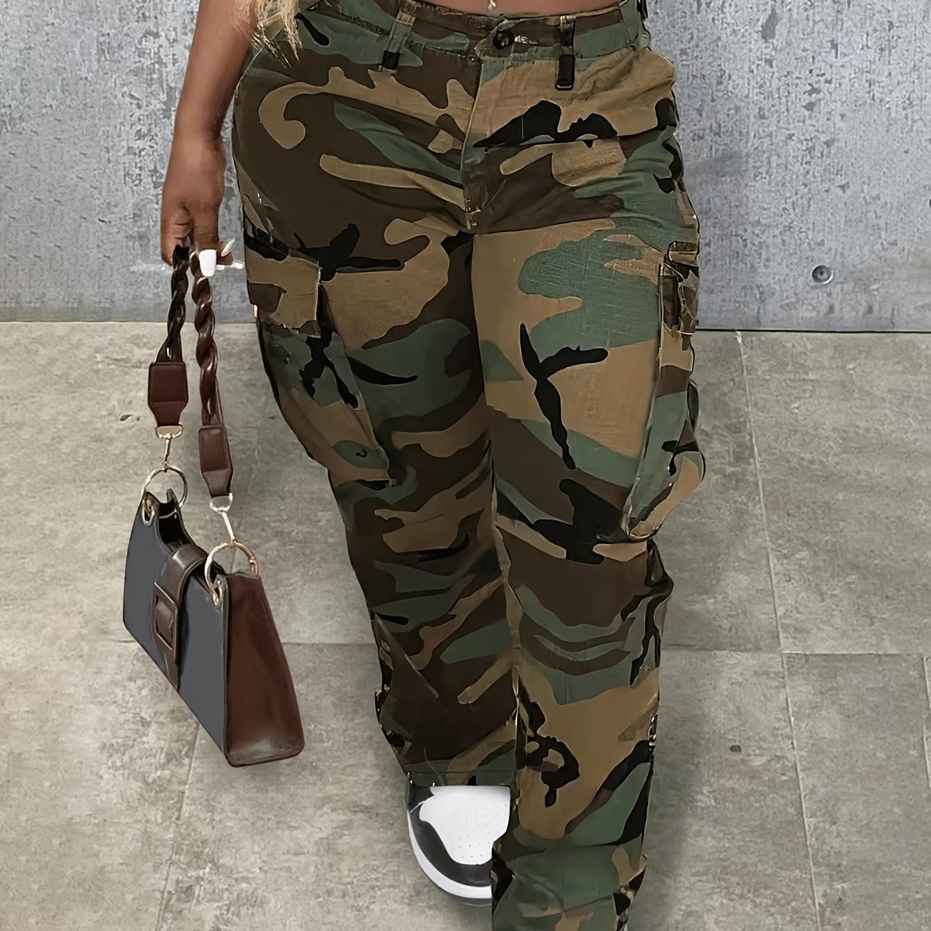 TEMU Women's Camo Cargo Pants Wide Leg Camouflage Army Fatigue Sweatpants With Flap Pockets Streetwear In Women's Fashion,, The Size Is Too Small,