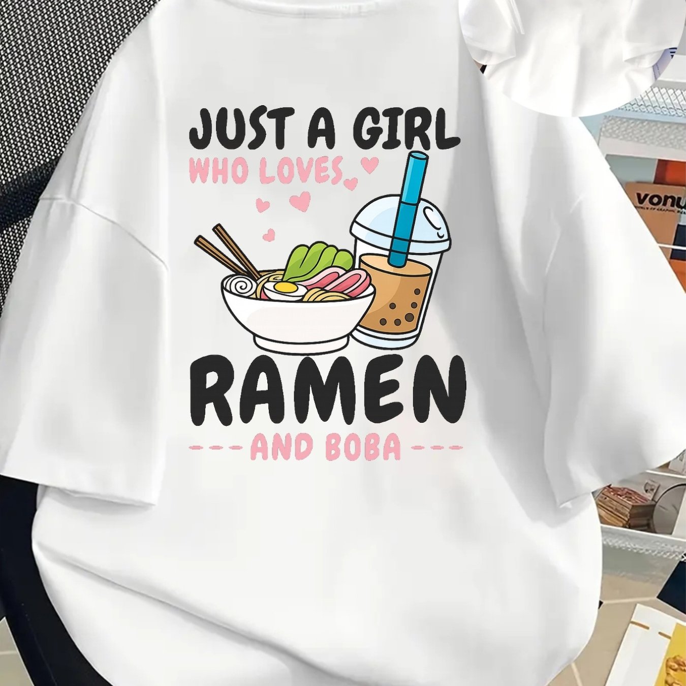 E-shop Kurzarm-T-Shirt mit Druck vorne und hinten - für Ramen- und Bubble Tea-Enthusiasten - Eine trendige Wahl für Frauen im Frühling und Sommer!