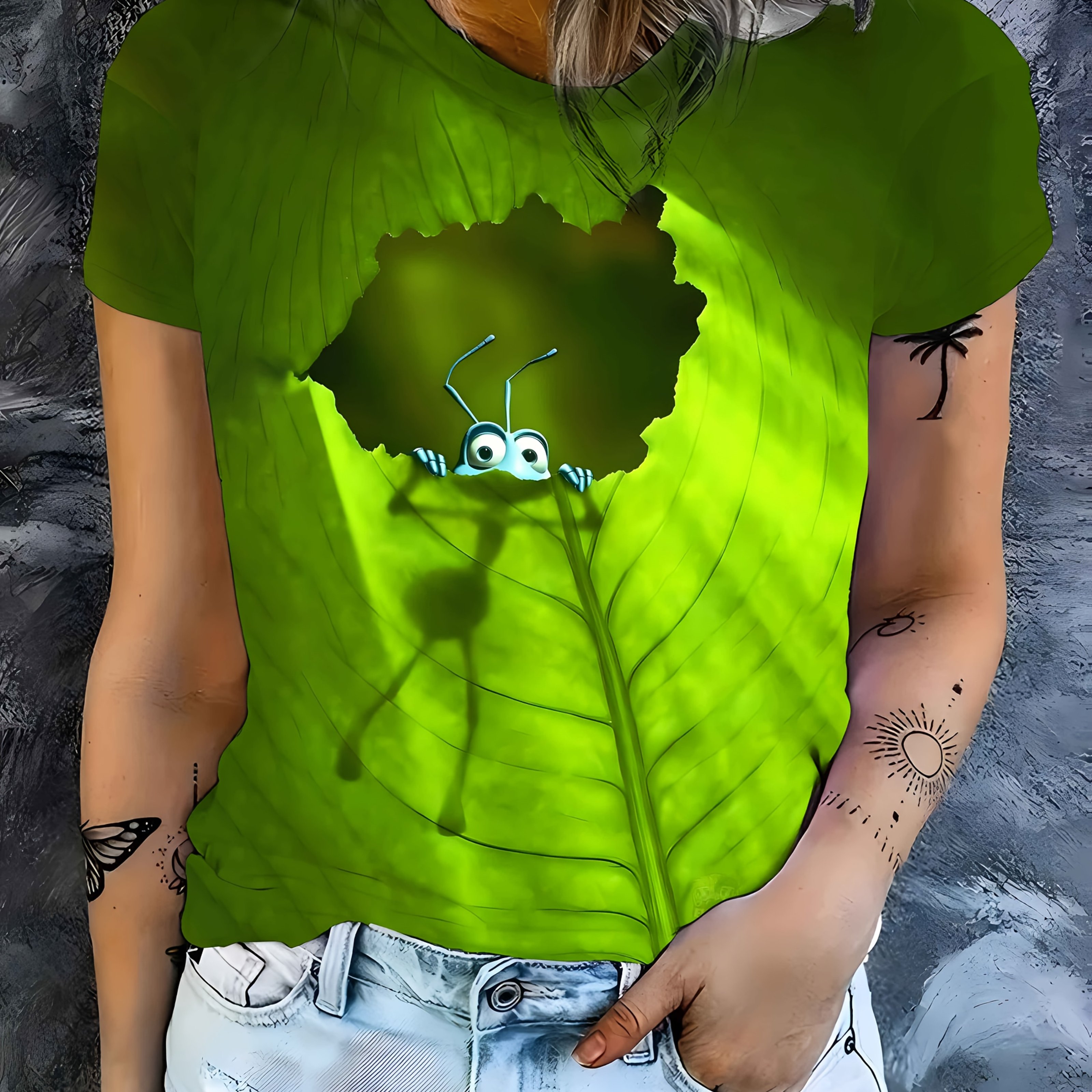 Cute Bug Green Leaf Eye Protection Women's Clothing, Round Neck Short Sleeved T-shirt, High-end Fashion Women's T-shirt