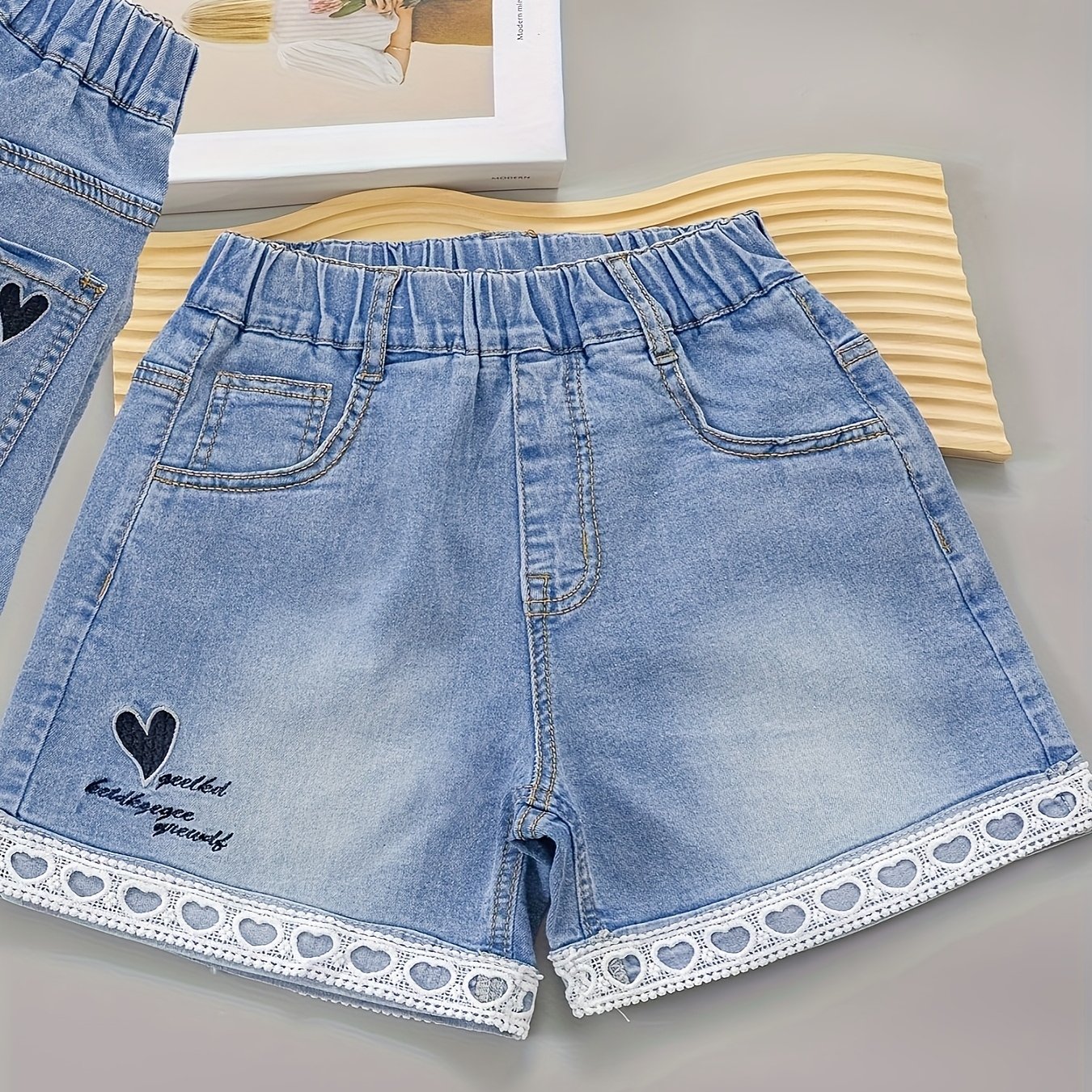 Girls' Peach Heart Embroidered Peach Heart Lace Denim Shorts