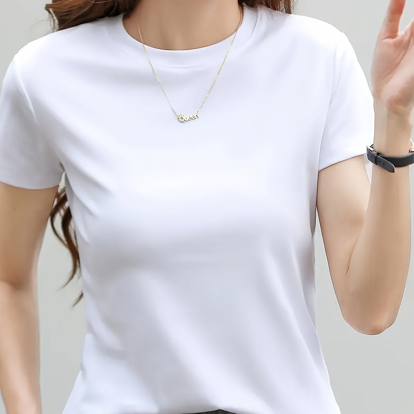 Women's Fashionable Solid Color Round Neck Short Sleeved Top