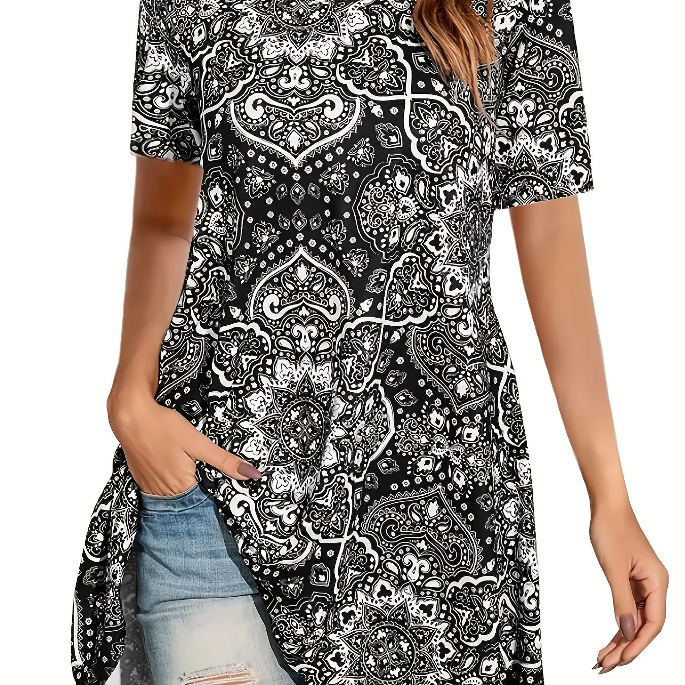 E-shop Plus Size - Plus Size - Damenmode für große Größen, bedrucktes Freizeitkleid