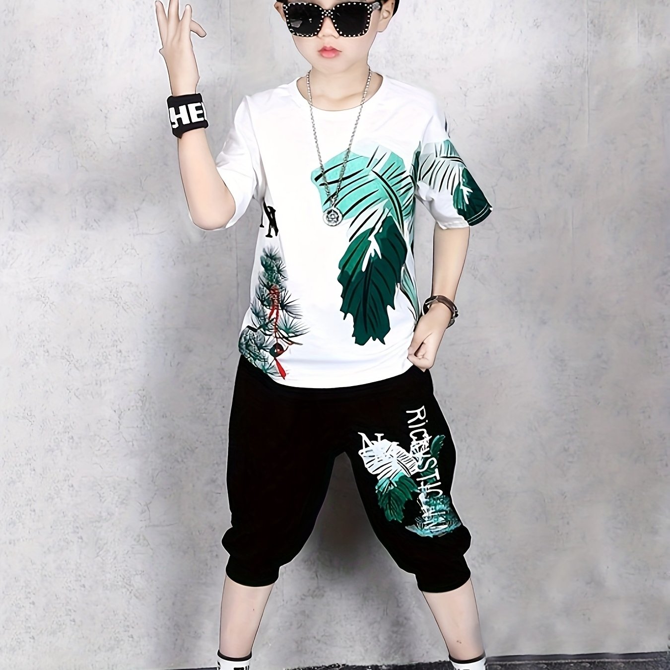 Image of Boys' Summer Set 2025 New Summer Dress Boys' Trendy Fashionable Wear Western Style Middle Aged Wear, For Outdoor