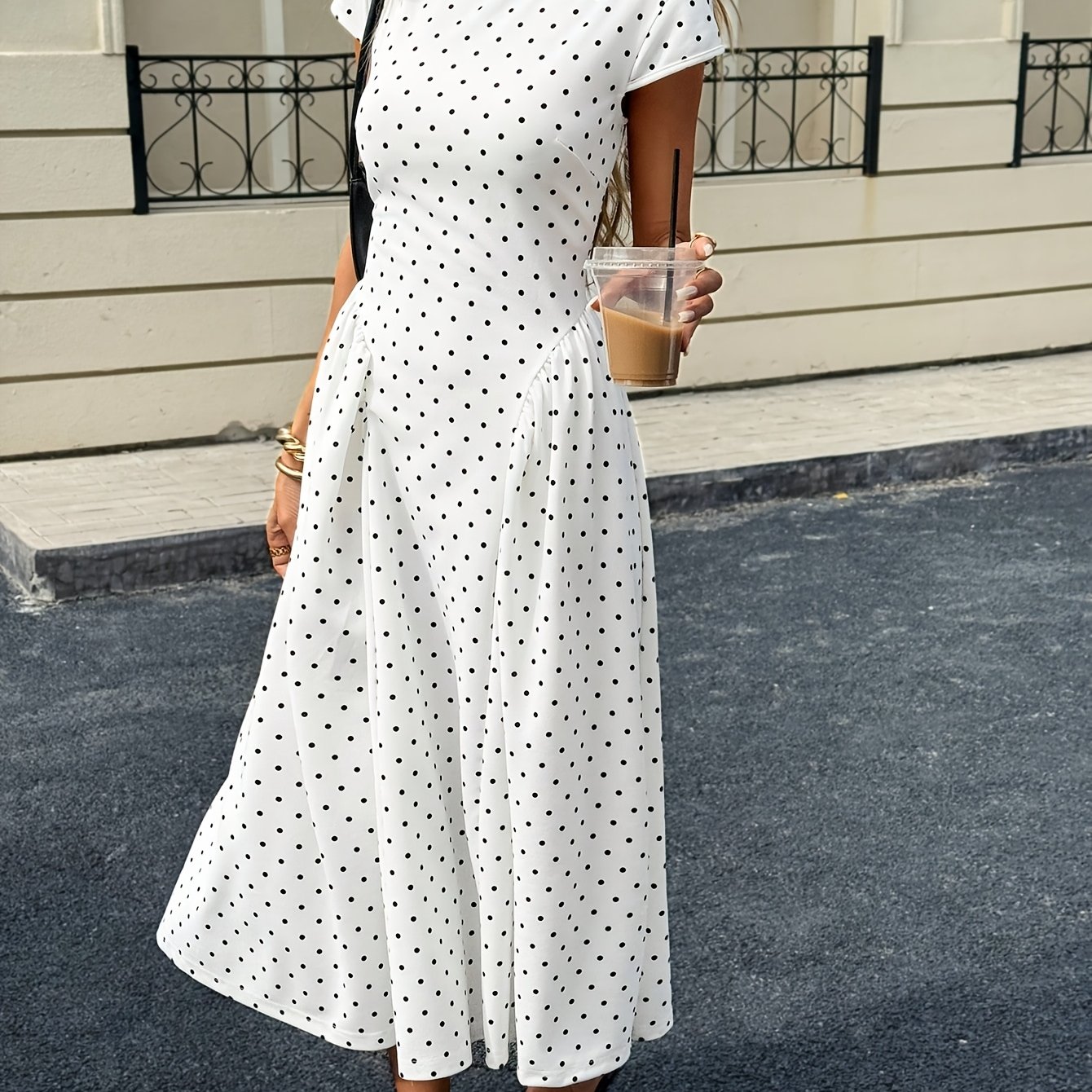 Women' Polka Dot A-line Midi Dress - French Style Short Sleeve Round Neck Dress With Hem, Machine Washable Suitable For Summer, Spring Casual & Dressy Outfits, Non- Blouse-compatible For Females