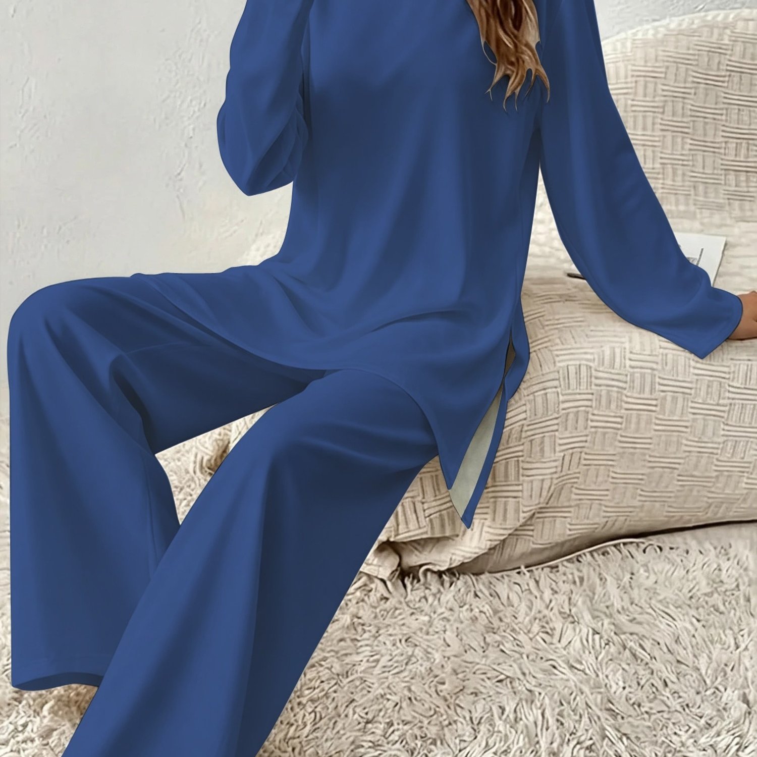 Image of 2pcs Women's Pink Clothing & Lounge Wear Set - Oversized Wide-leg Pants & Round-neck Top With Side Slit, Loose-fitting Cozy Matching Outfit Suitable For Home, Machine Washable - Clothing