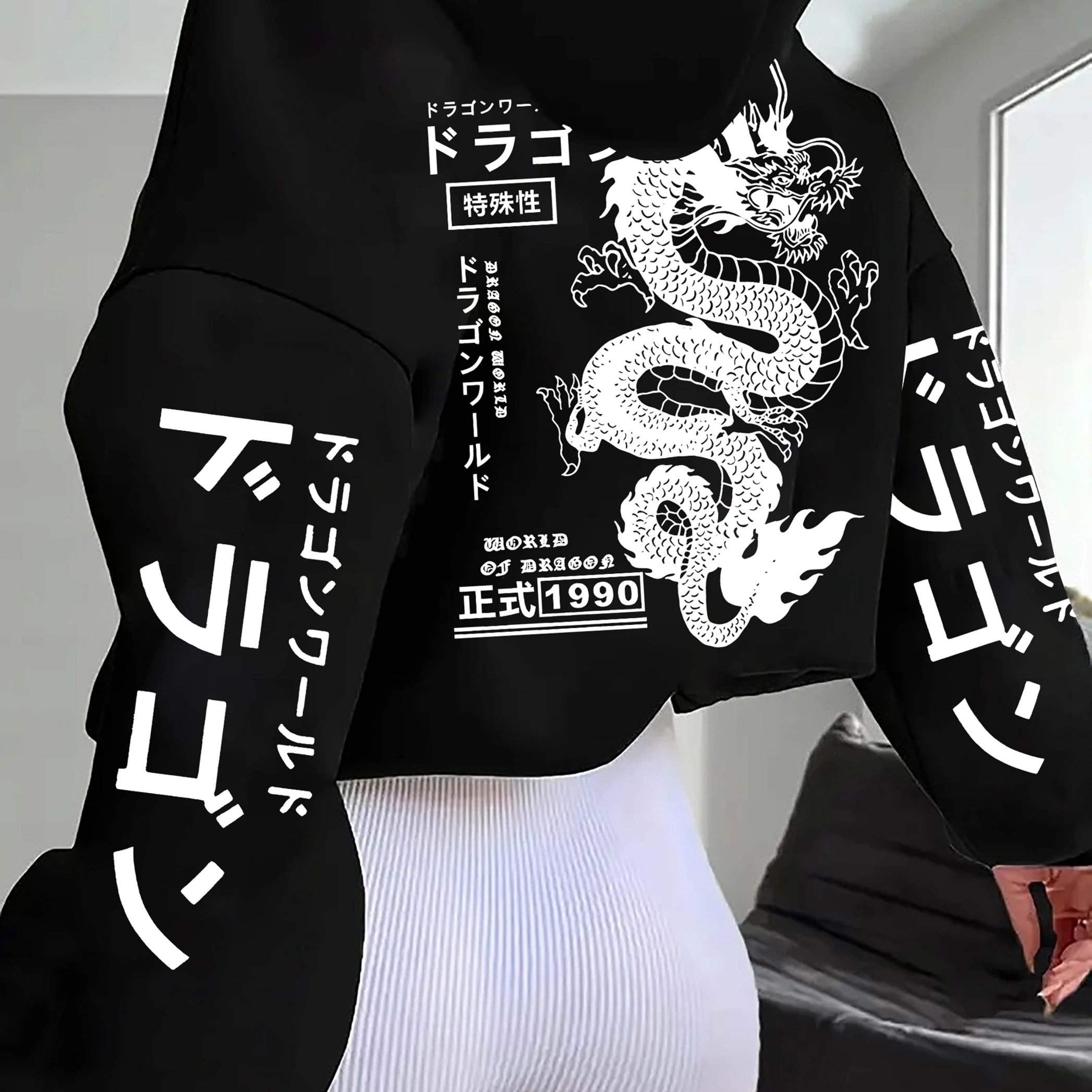Image of A Trendy Hoodie Designed With Dragon Pattern And Japanese Text Theme Women's Hoodie High Quality Thickened Hoodie Suitable For Autumn And Winter Daily Wear Street Fashion Gift For Who Love Anime Style