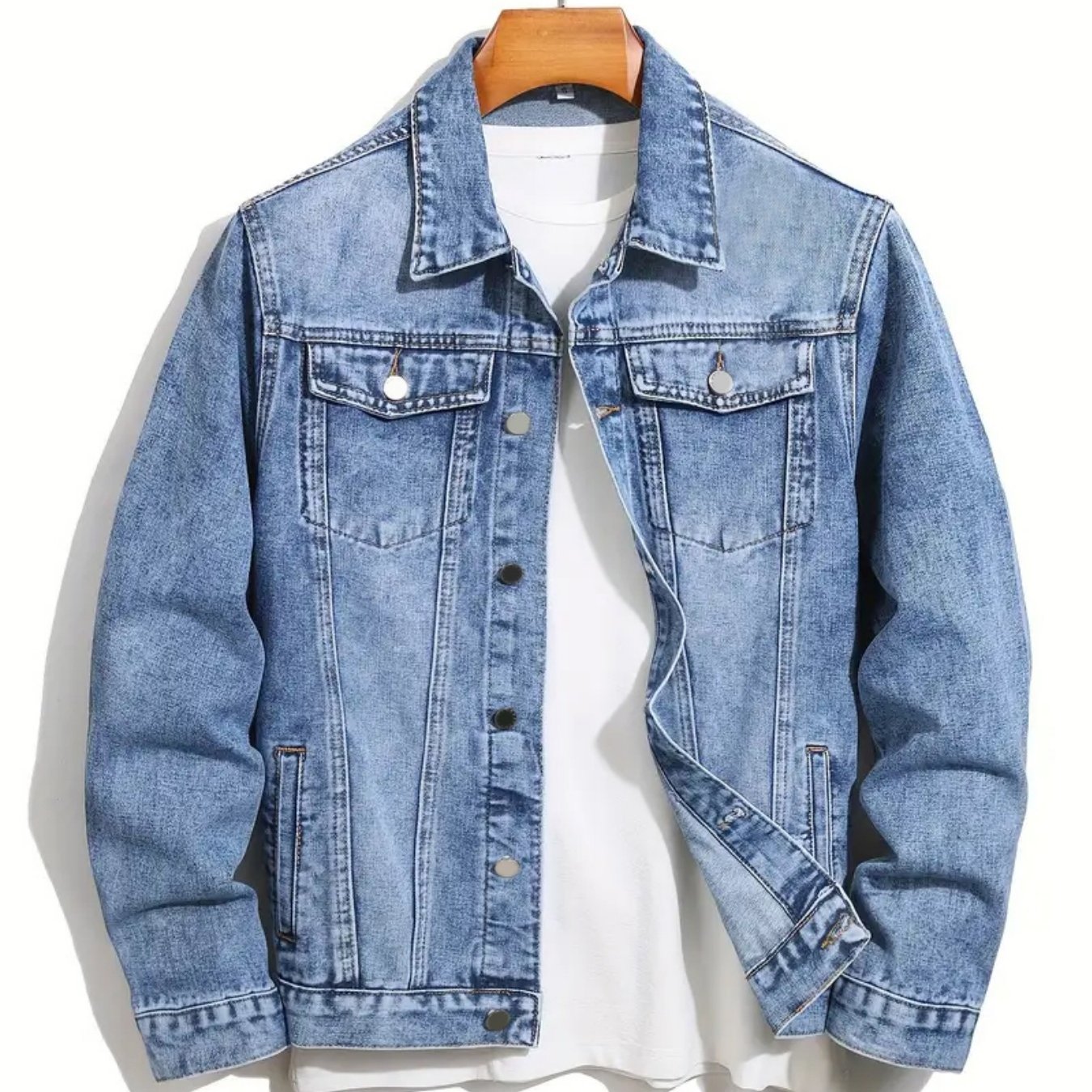 [hme] Denim Jacket Retro Minimalist Style, Heavy-duty Washed Blue Finish, Versatile For . Durable Non-stretch Machine-washable Fabric, Lapel Collar With Classic 4-, Button-front Closure