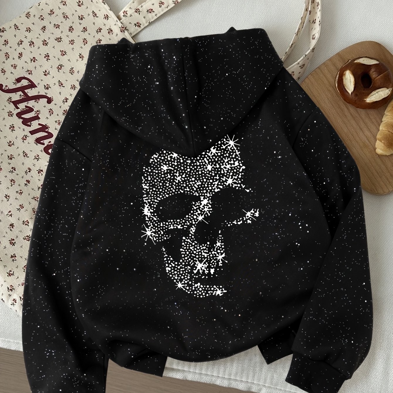 TEMU D133 - Women's Autumn/winter Hooded Zip-up Shiny Silvery-scattered Fabric Sweatshirt, Fashionable Trendy Skull Pattern Print, Loose Fit