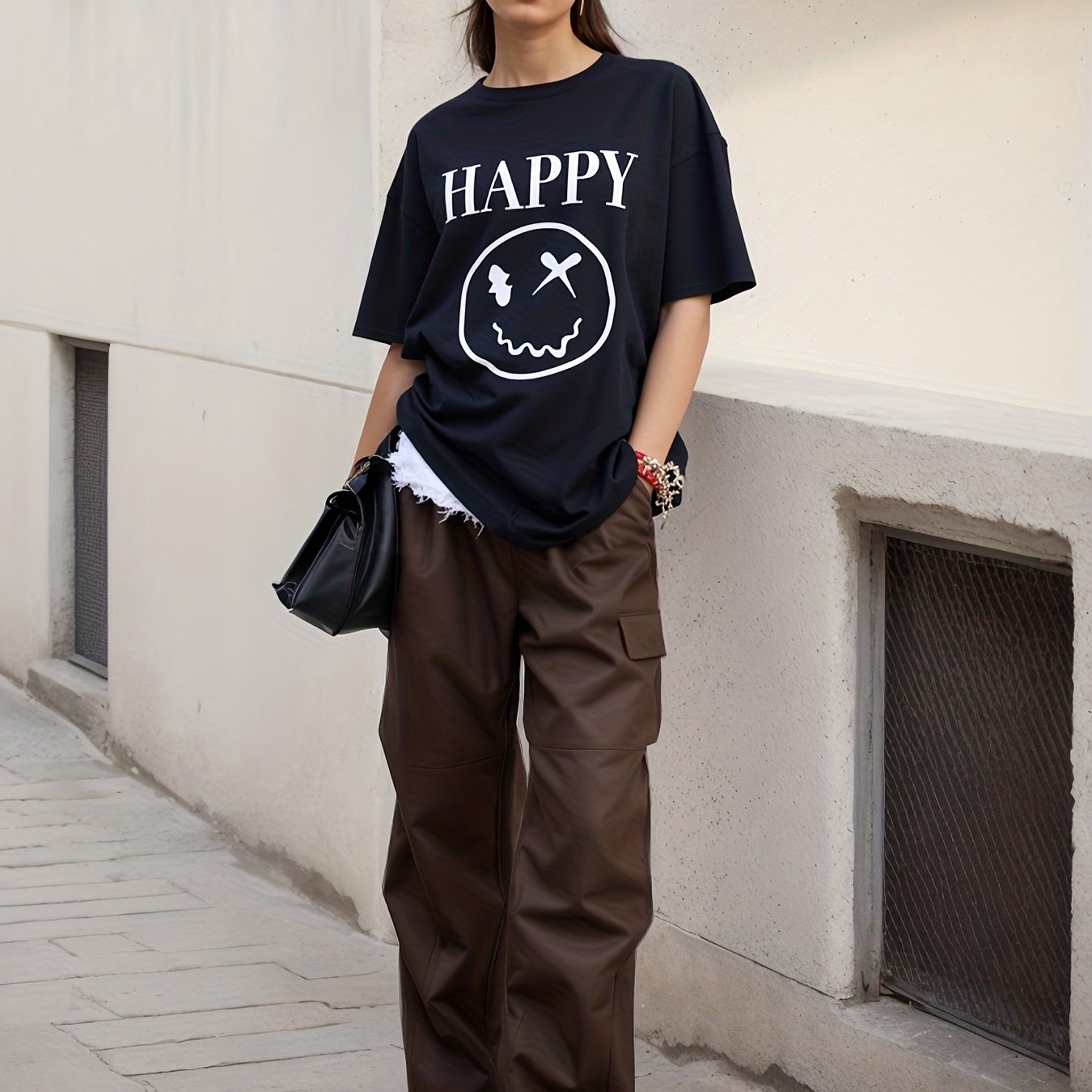 Image of 1pc Of Casual T-shirt For Teenage Girls With Large Letter And Face Print, For Spring And Summer