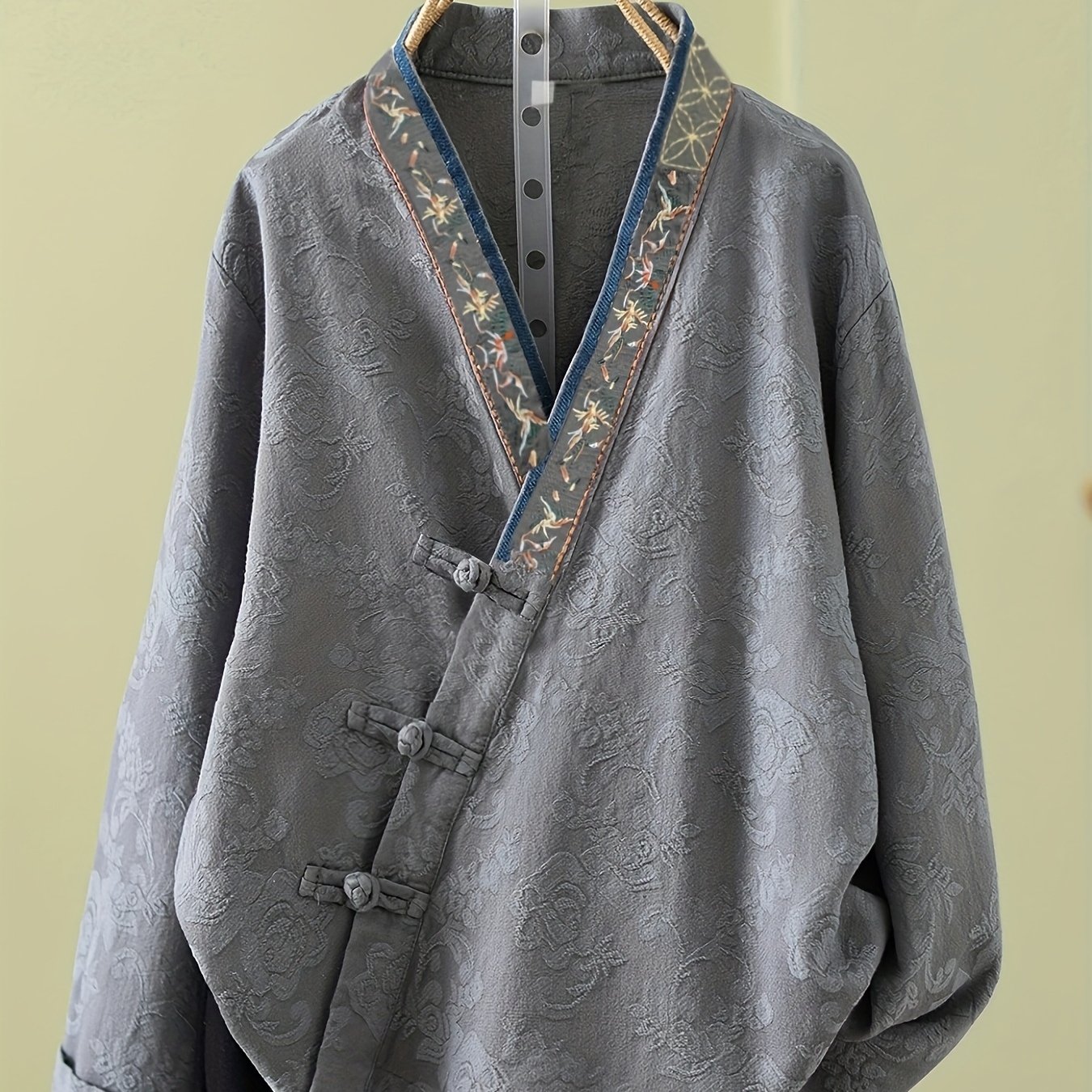 TEMU 【レディース】ヴィンテージ刺繍長袖漢服トップス、オープンカラー。春・秋に最適。