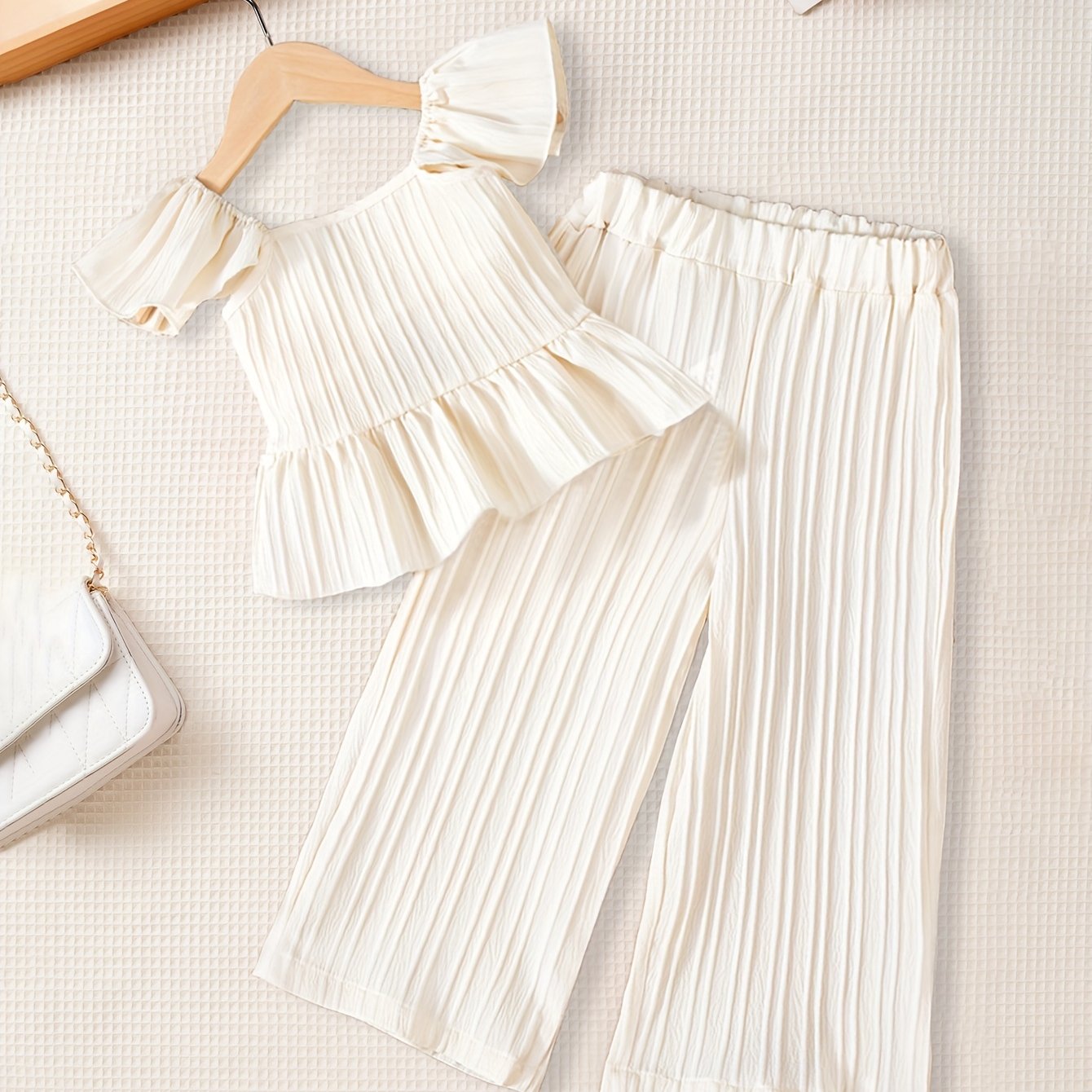 Image of Girls' Back Bow Puff Sleeve Vest And Wide-leg Pants Set, Fashion Casual Solid Color Elegant 2pcs Outfit, Summer, For Outdoor