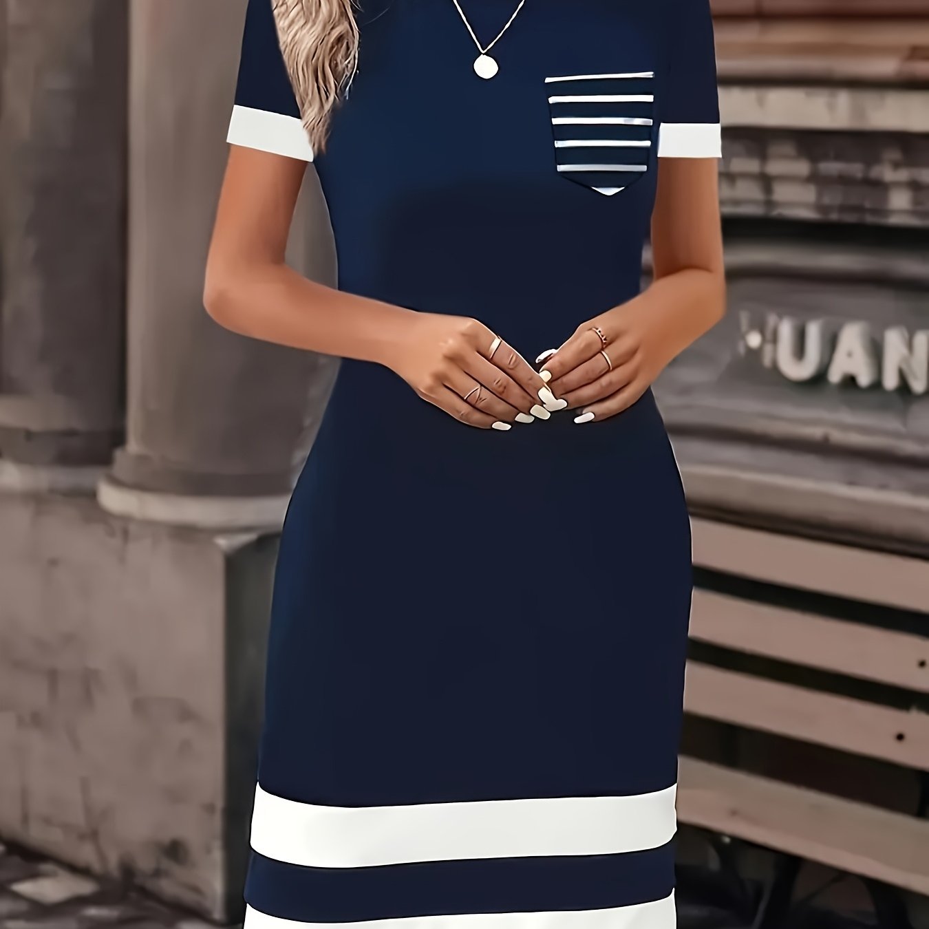 E-shop Elegantes gestreiftes Kurzarmkleid für Damen im europäischen amerikanischen Modestil mit Tasche, gestreiftem Patchwork-Druck – Figurbetonter
