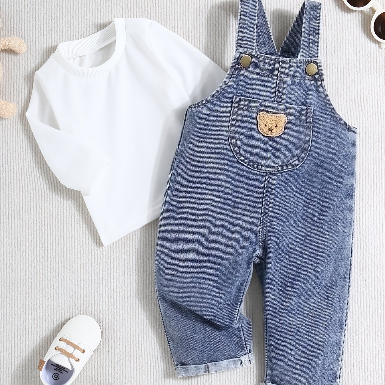 Image of 2pcs Boys' Bear Print Denim Suspender Overalls Set For Christmas, Valentine's Day, Spring, And Autumn, Perfect For Outdoor
