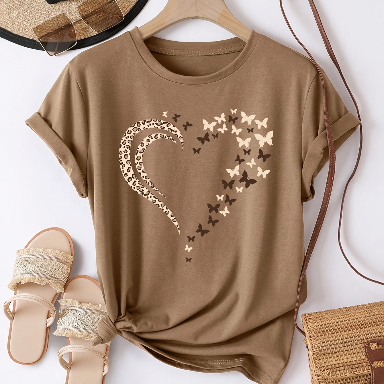Image of Heart And Pattern Print Short-sleeved T-shirt, Women's Spring And Summer Round Neck Sweatshirt T-shirt, Basic Women's Top, Women's Clothing