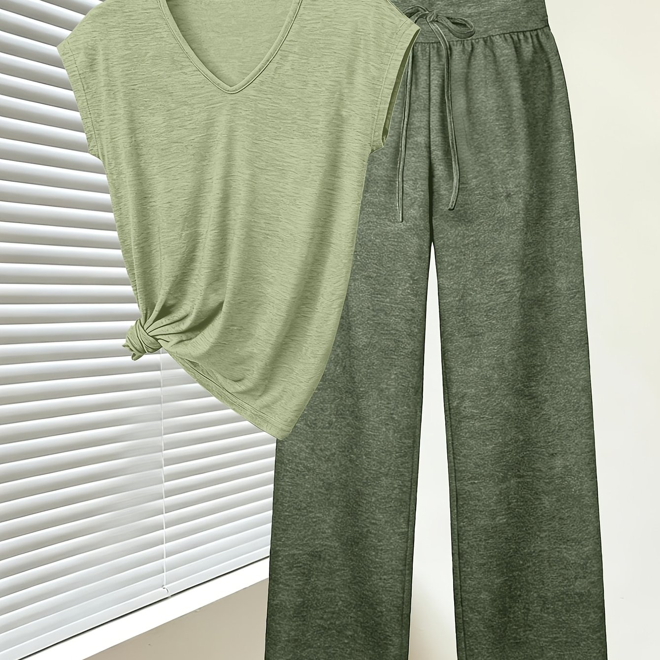 New Fashionable Women's V-neck Short-sleeve T-shirt, With Long Pants Set, Featuring A , , And Stretchy, Breathable, Machine-washable Fabric, Suitable For Outdoor Casual Gatherings